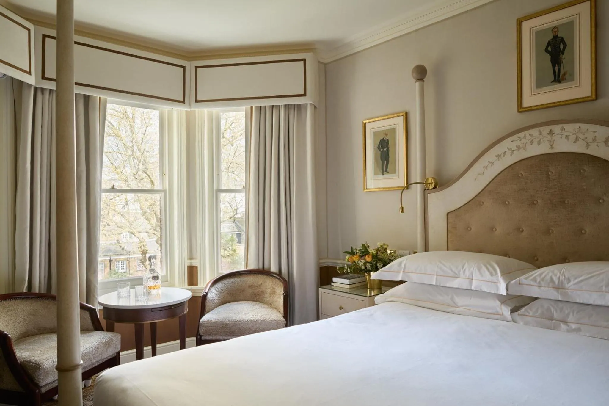 Photo of the whole room, Bed in Egerton House