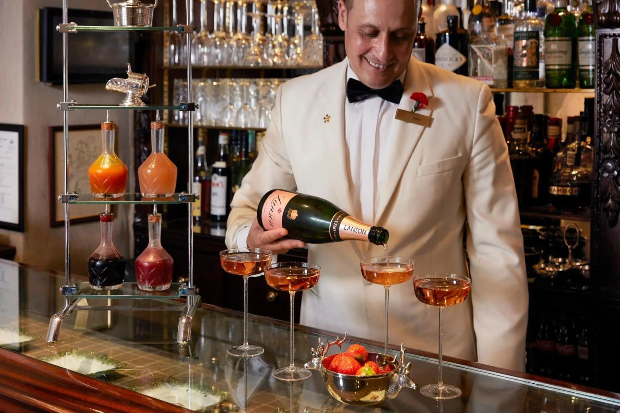 Lounge or bar in Egerton House