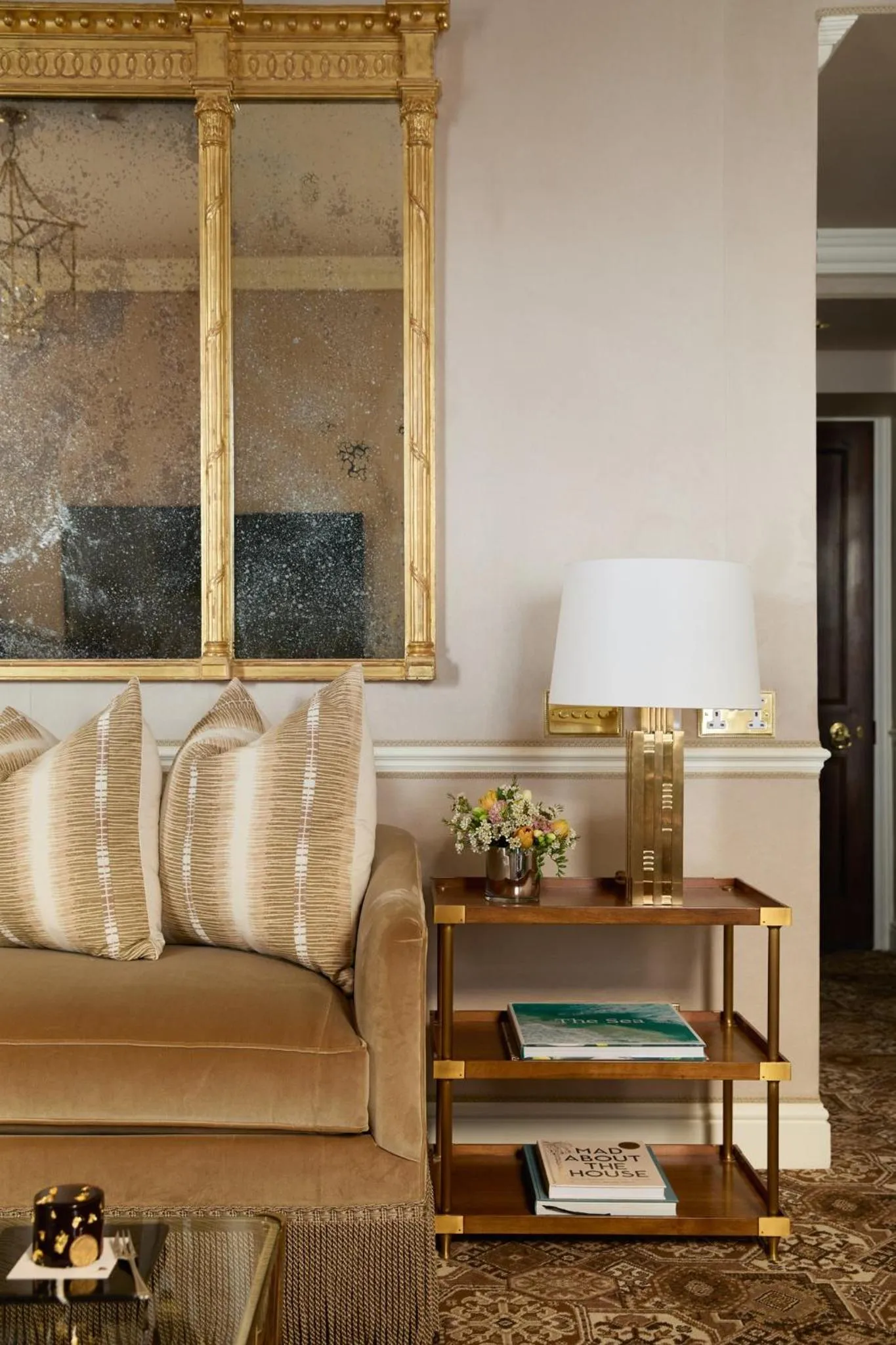 Photo of the whole room in Egerton House