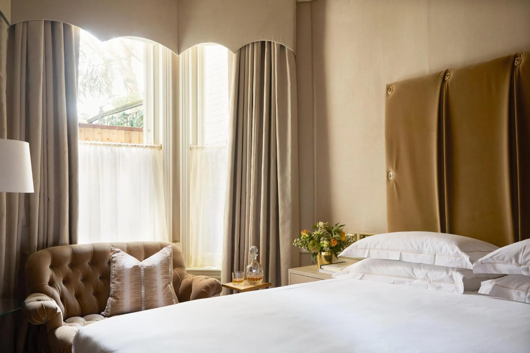 Photo of the whole room, Bed in Egerton House