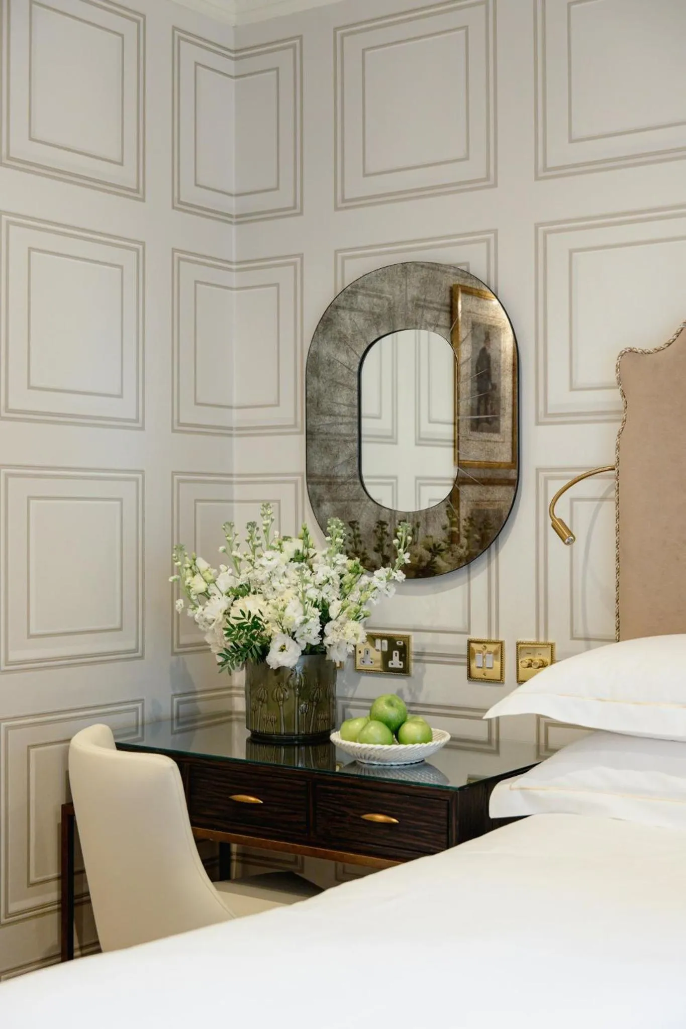 Bedroom, Bed in Egerton House