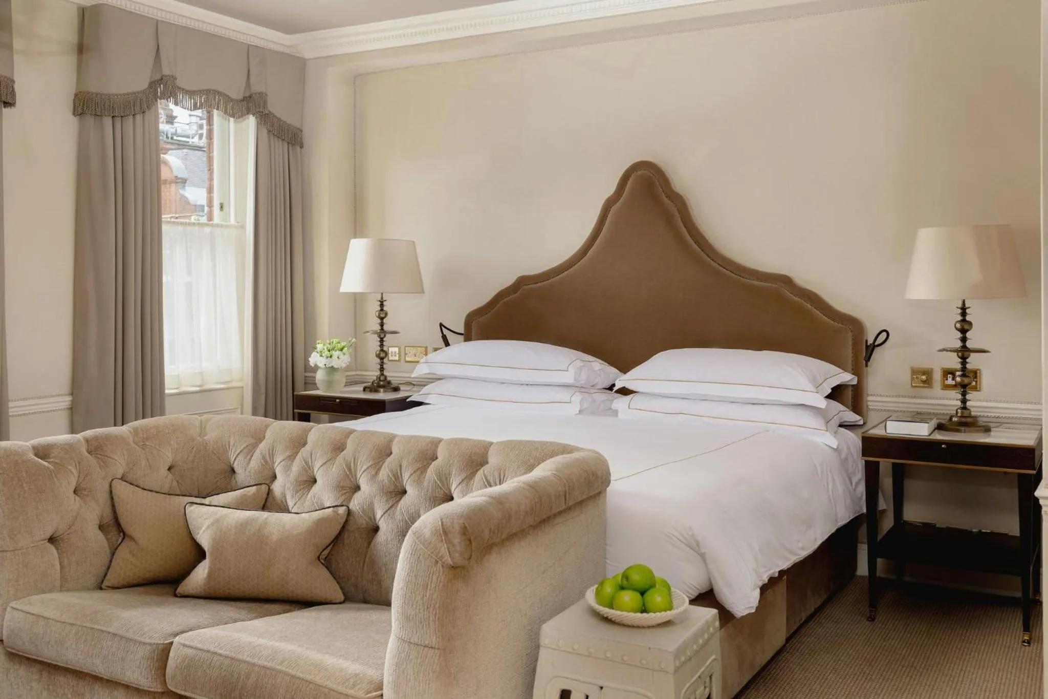 Bedroom, Bed in Egerton House