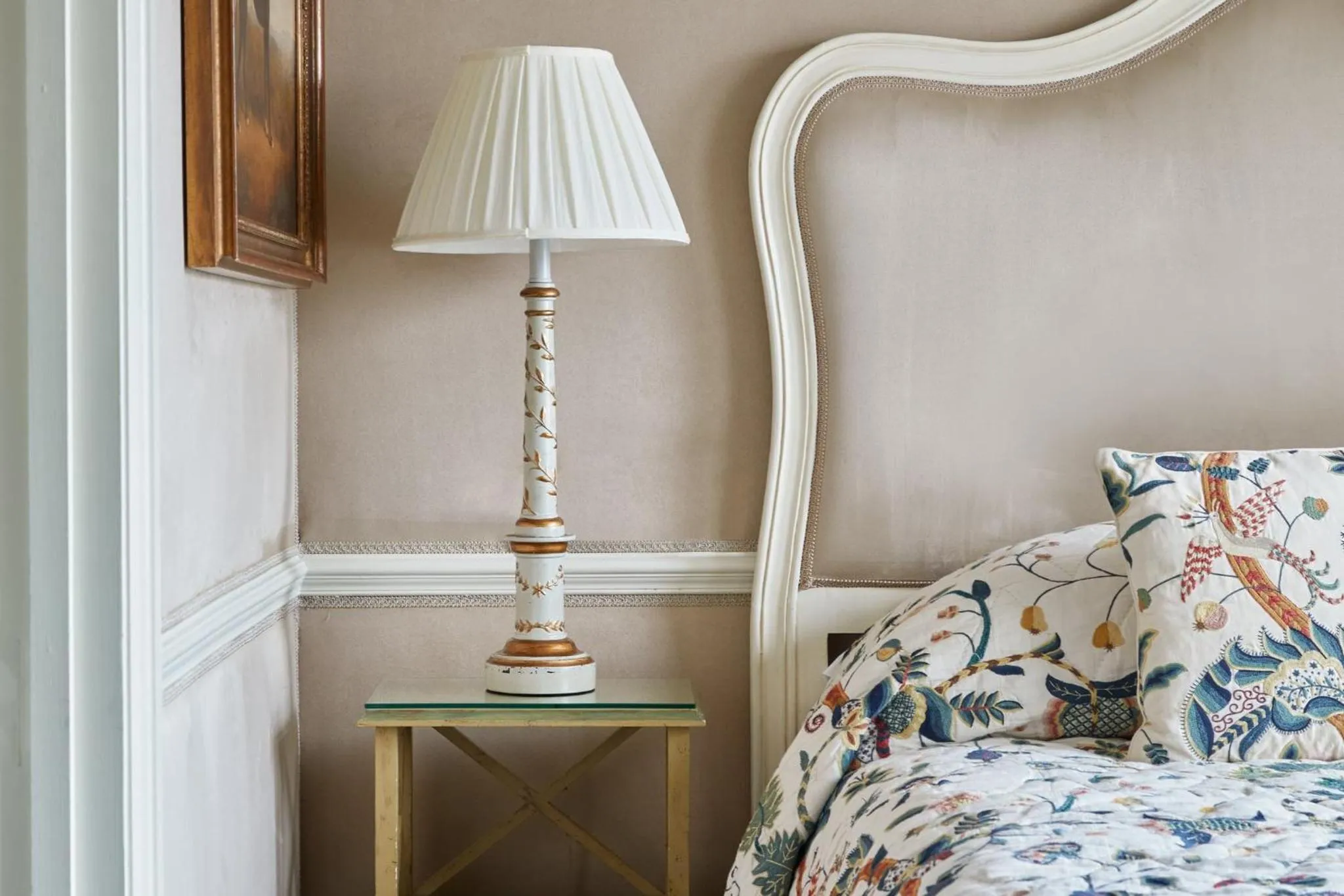 Photo of the whole room, Bed in Egerton House