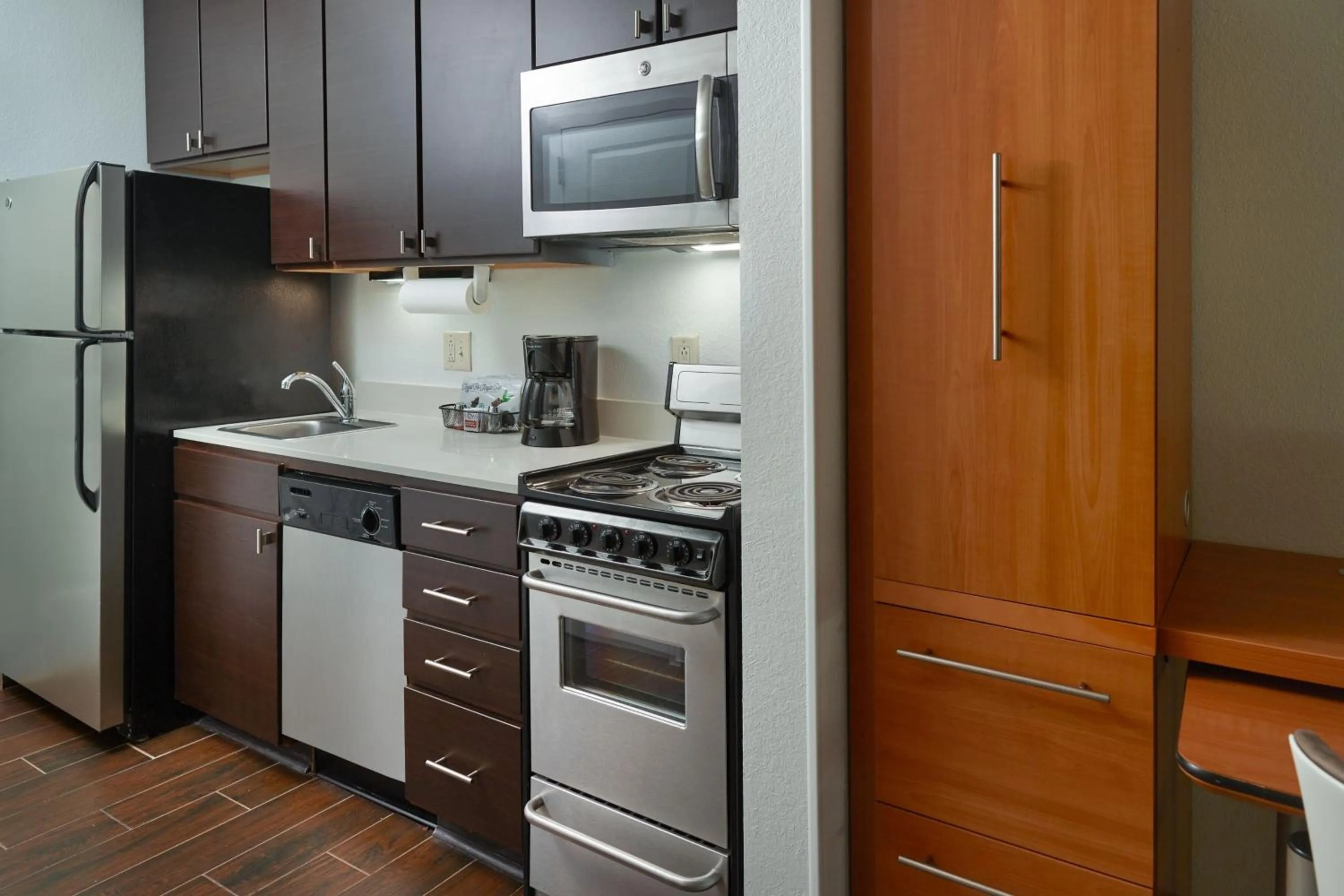 Kitchen or kitchenette in TownePlace Suites by Marriott Newnan