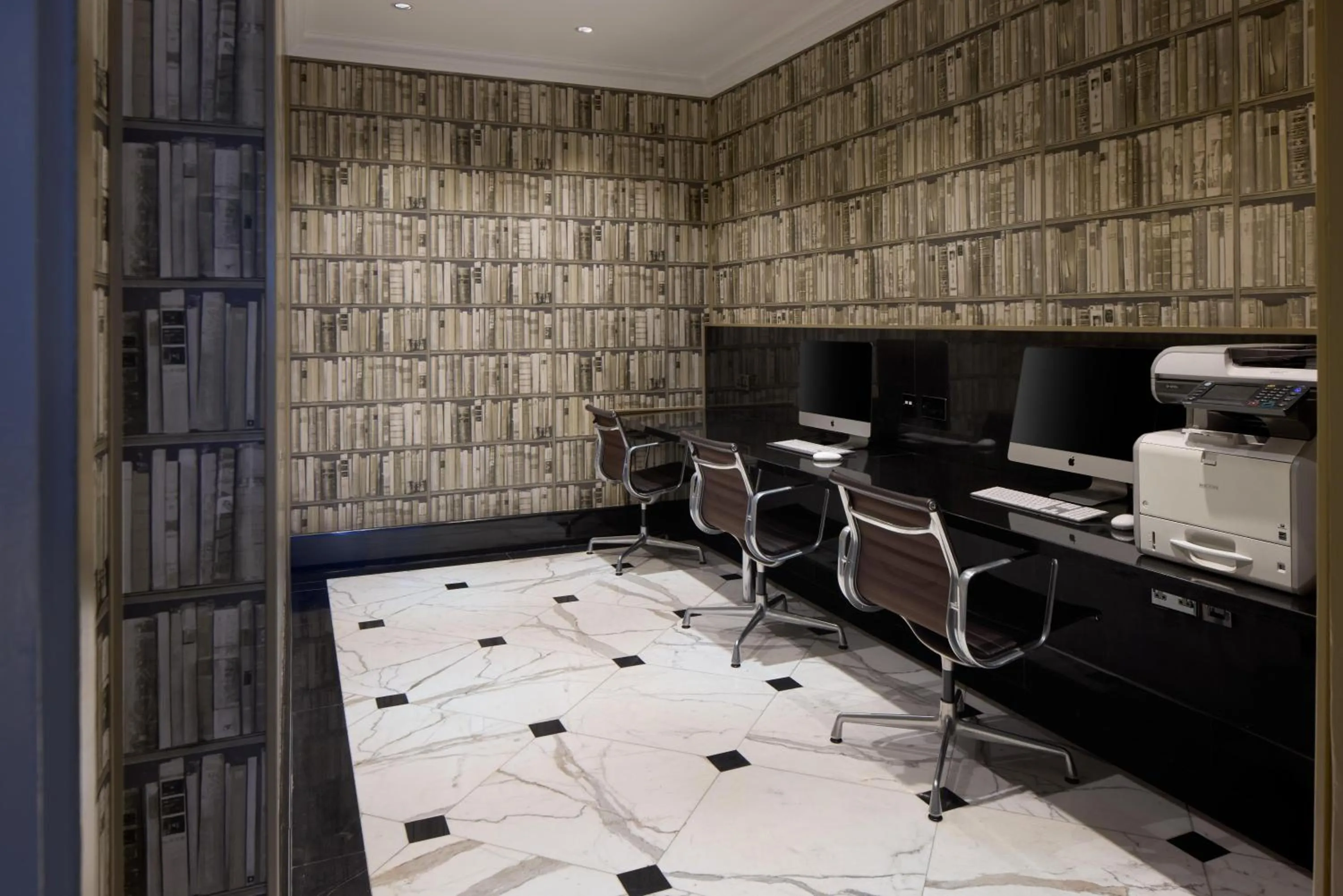 Business facilities in Radisson Blu Hotel, London South Kensington