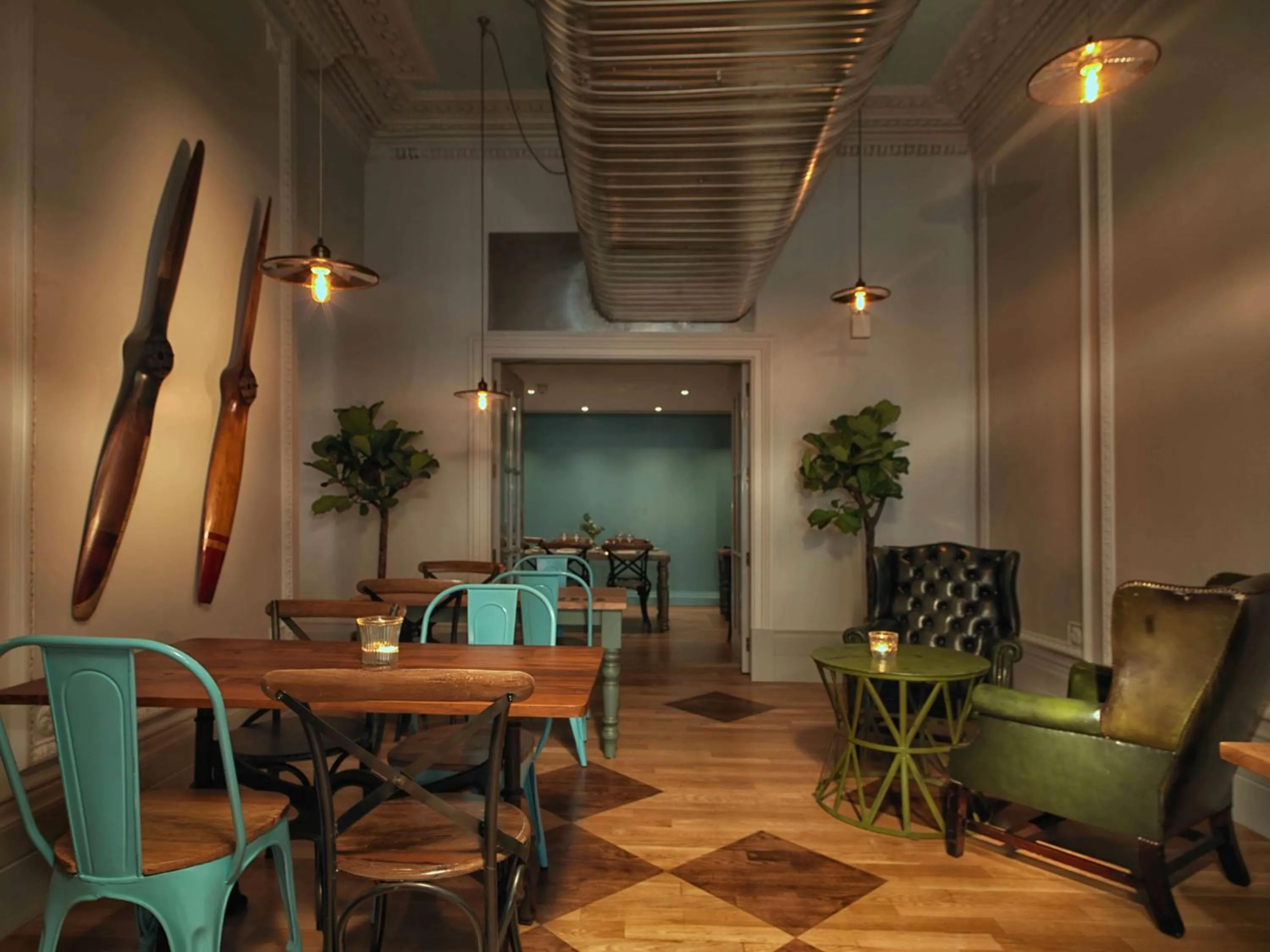 Restaurant/places to eat in Radisson Blu Hotel, London South Kensington