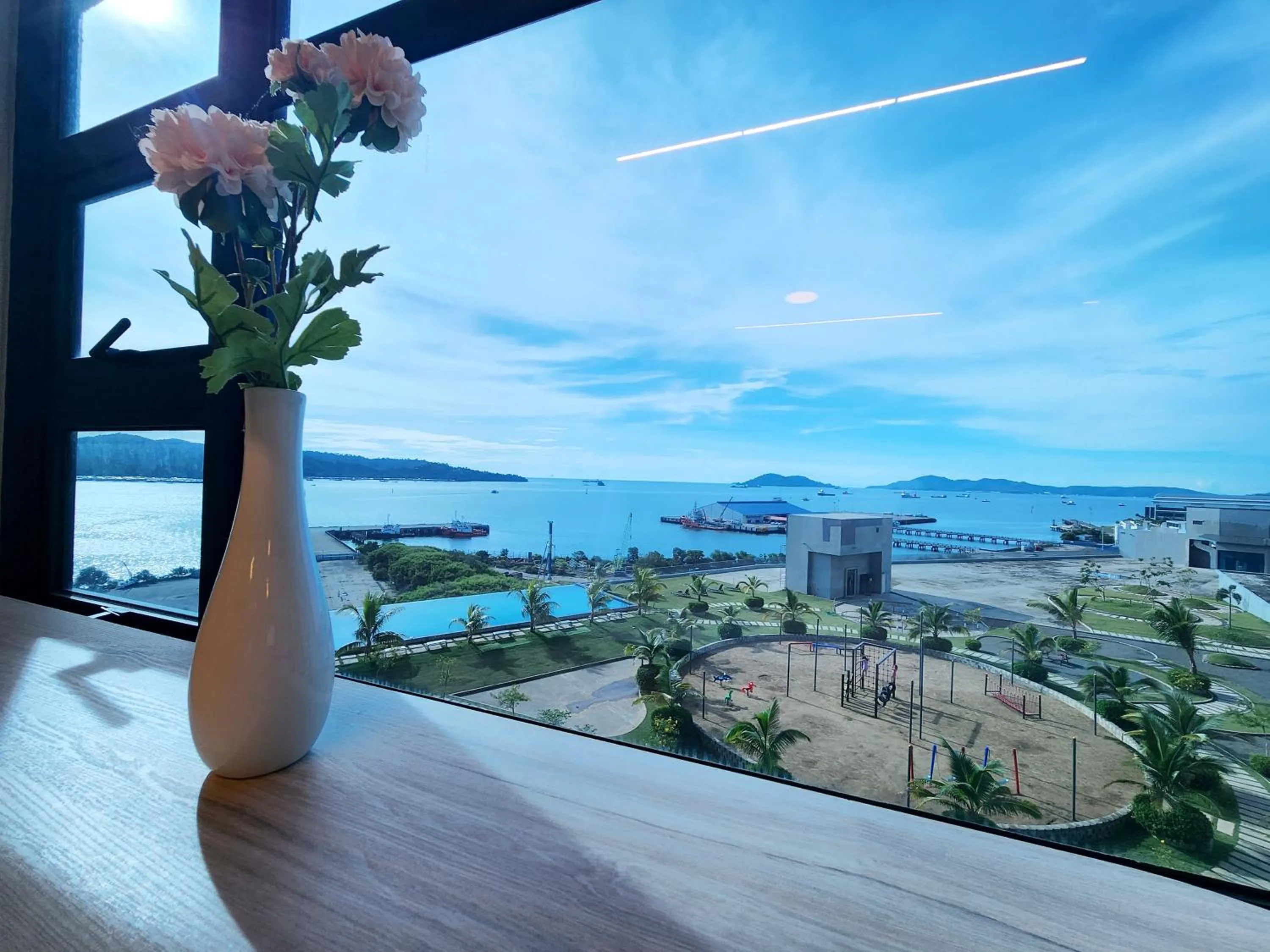 Jesselton Quay Kota Kinabalu City Centre by LW Suites