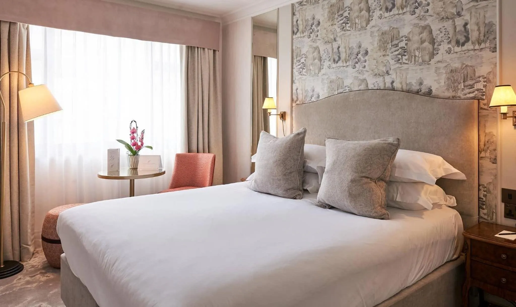 Bed in The Capital Hotel, Apartments & Townhouse - Small Luxury Hotels of The World