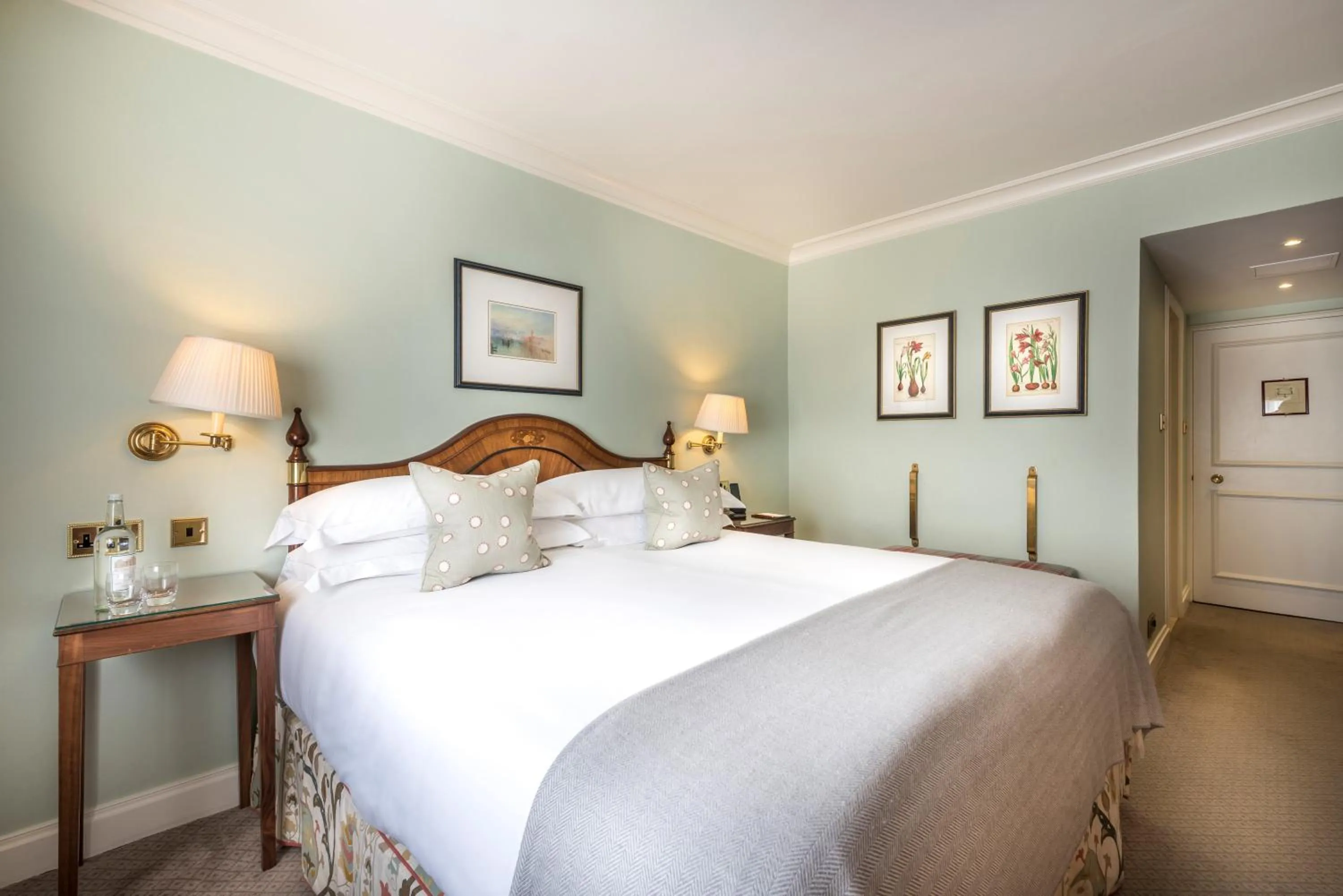 Bed in The Capital Hotel, Apartments & Townhouse - Small Luxury Hotels of The World