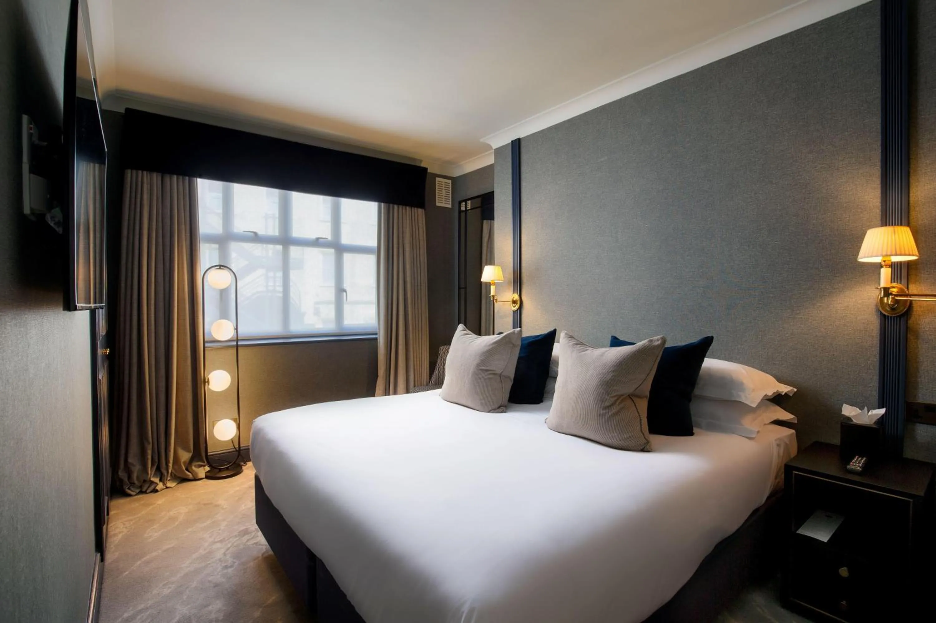 Bed in The Capital Hotel, Apartments & Townhouse - Small Luxury Hotels of The World