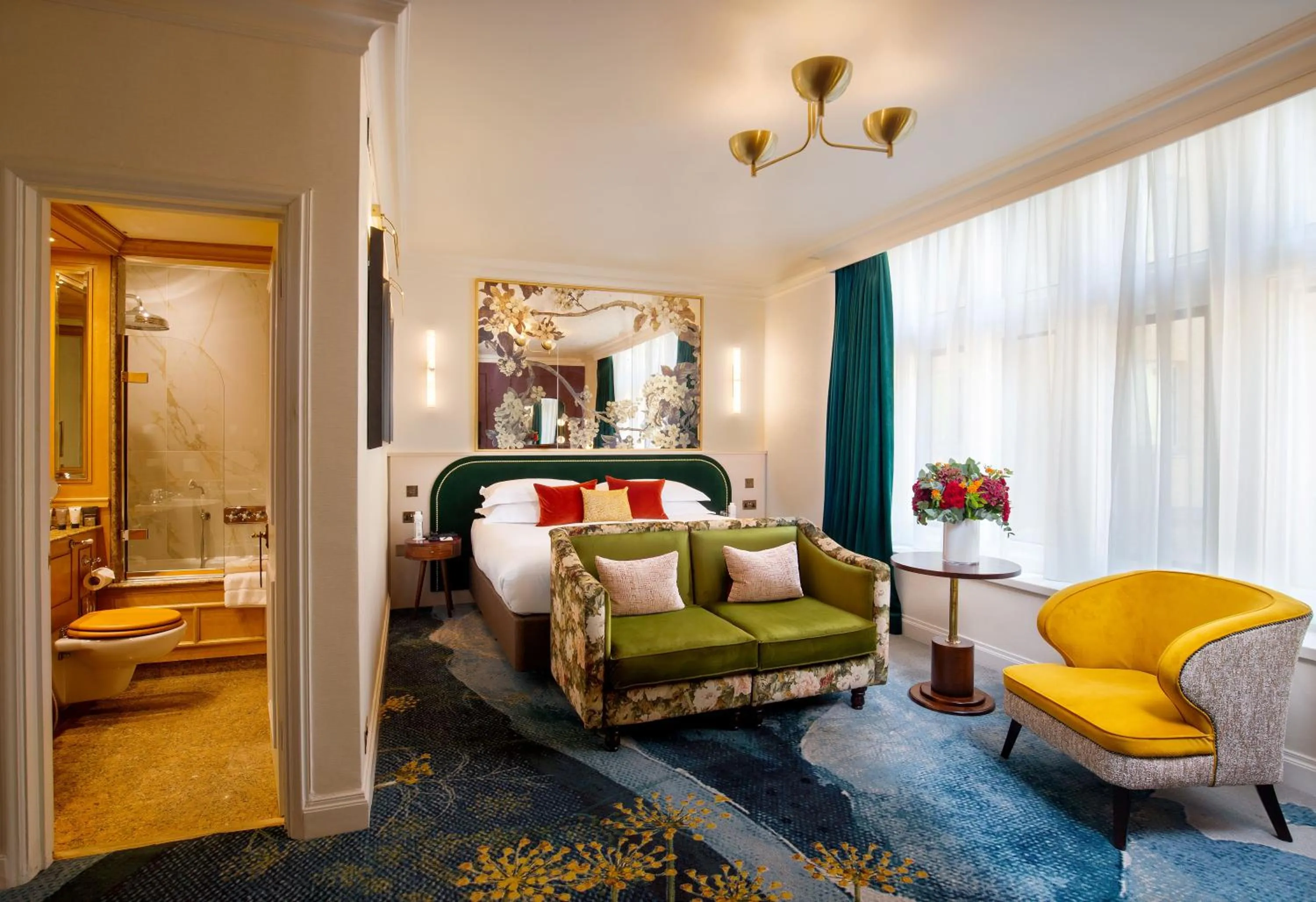 Bed in The Capital Hotel, Apartments & Townhouse - Small Luxury Hotels of The World