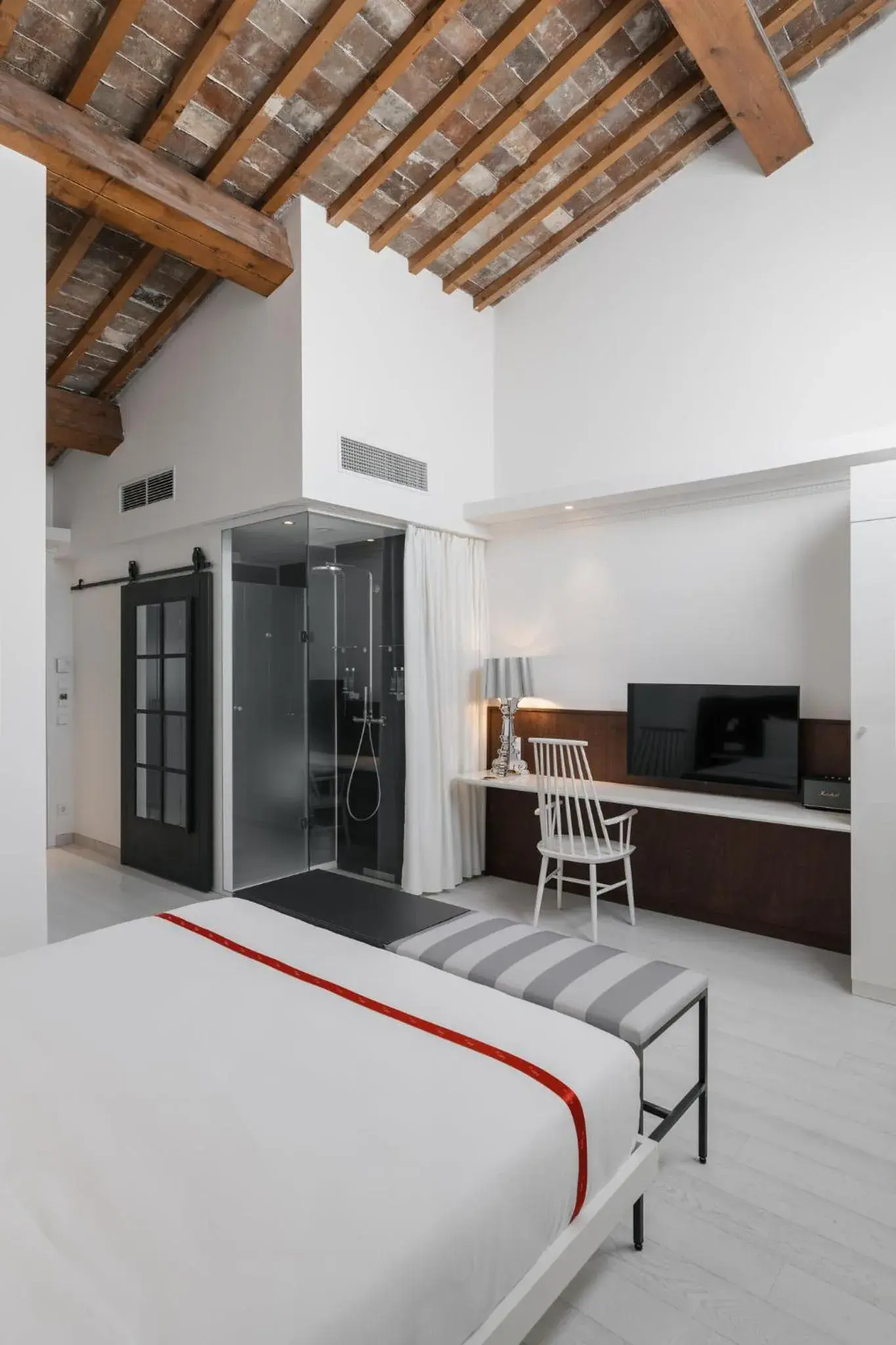 Photo of the whole room in Ruby Bea Hotel Florence Photo of the whole room in Ruby Bea Hotel Florence