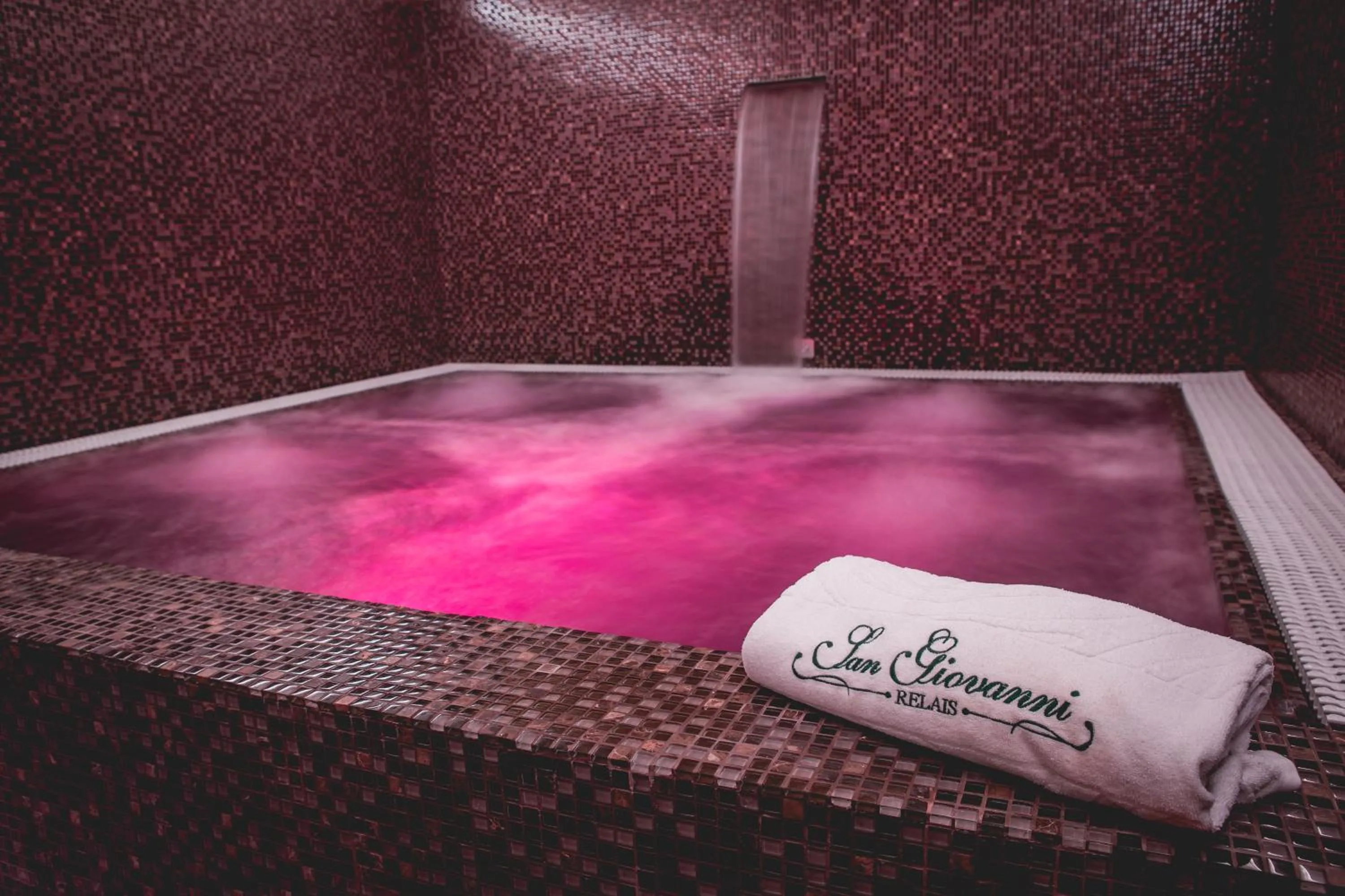 Hot Tub in San Giovanni Relais