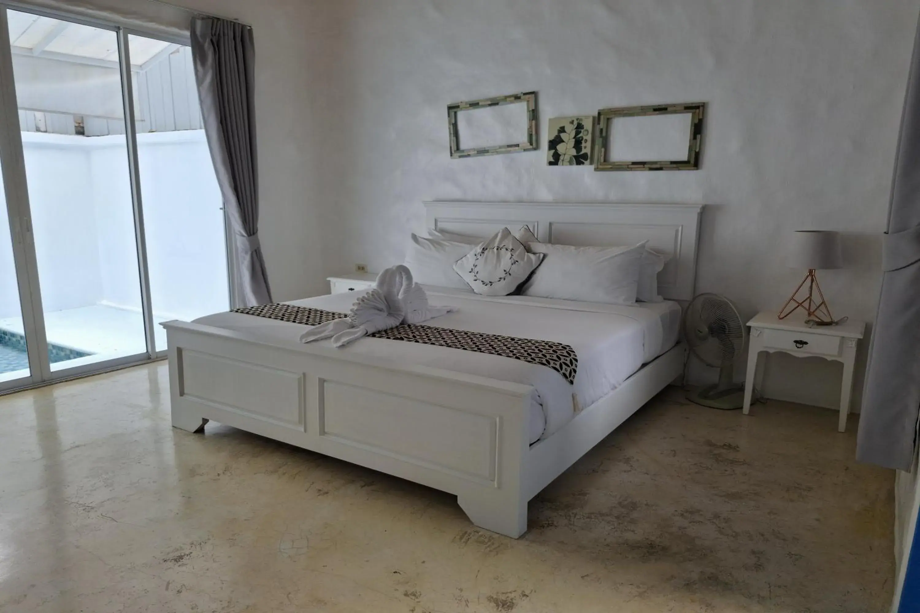 Bed in Deva Casa Private Pool Villa Bed in Deva Casa Private Pool Villa