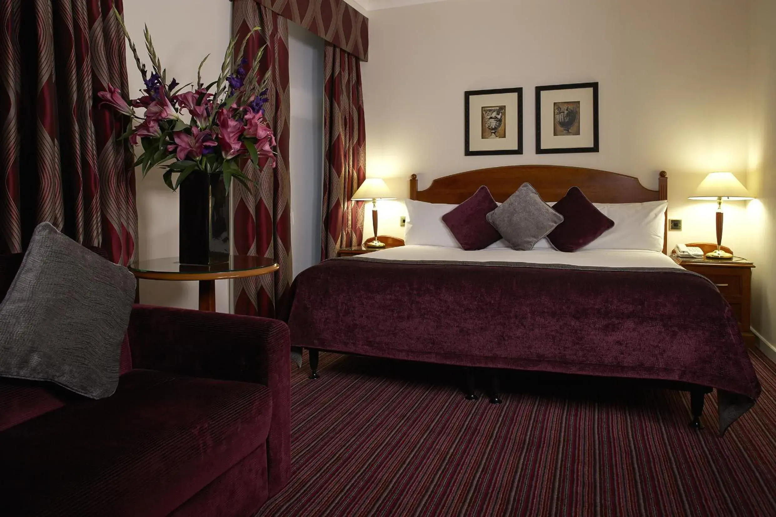 Bedroom, Bed in The Rembrandt Bedroom, Bed in The Rembrandt