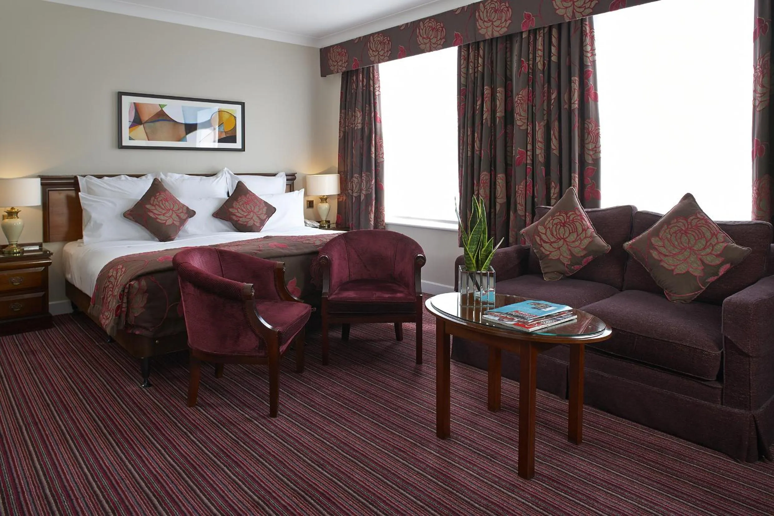 Photo of the whole room, Bed in The Rembrandt