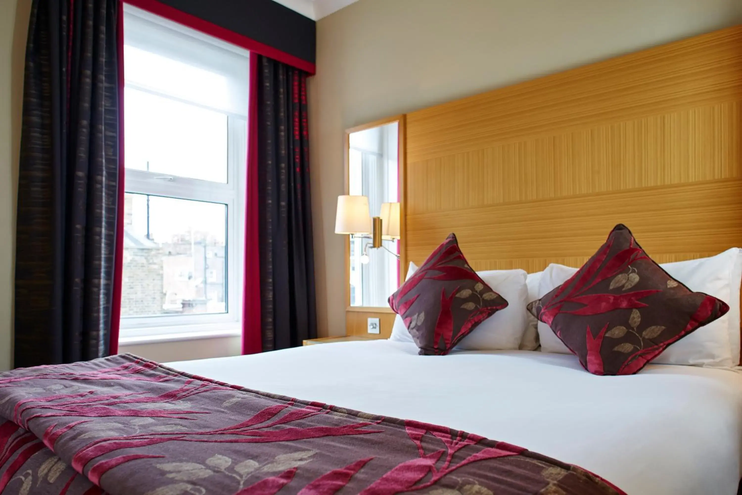 Bed in The Rembrandt Bed in The Rembrandt