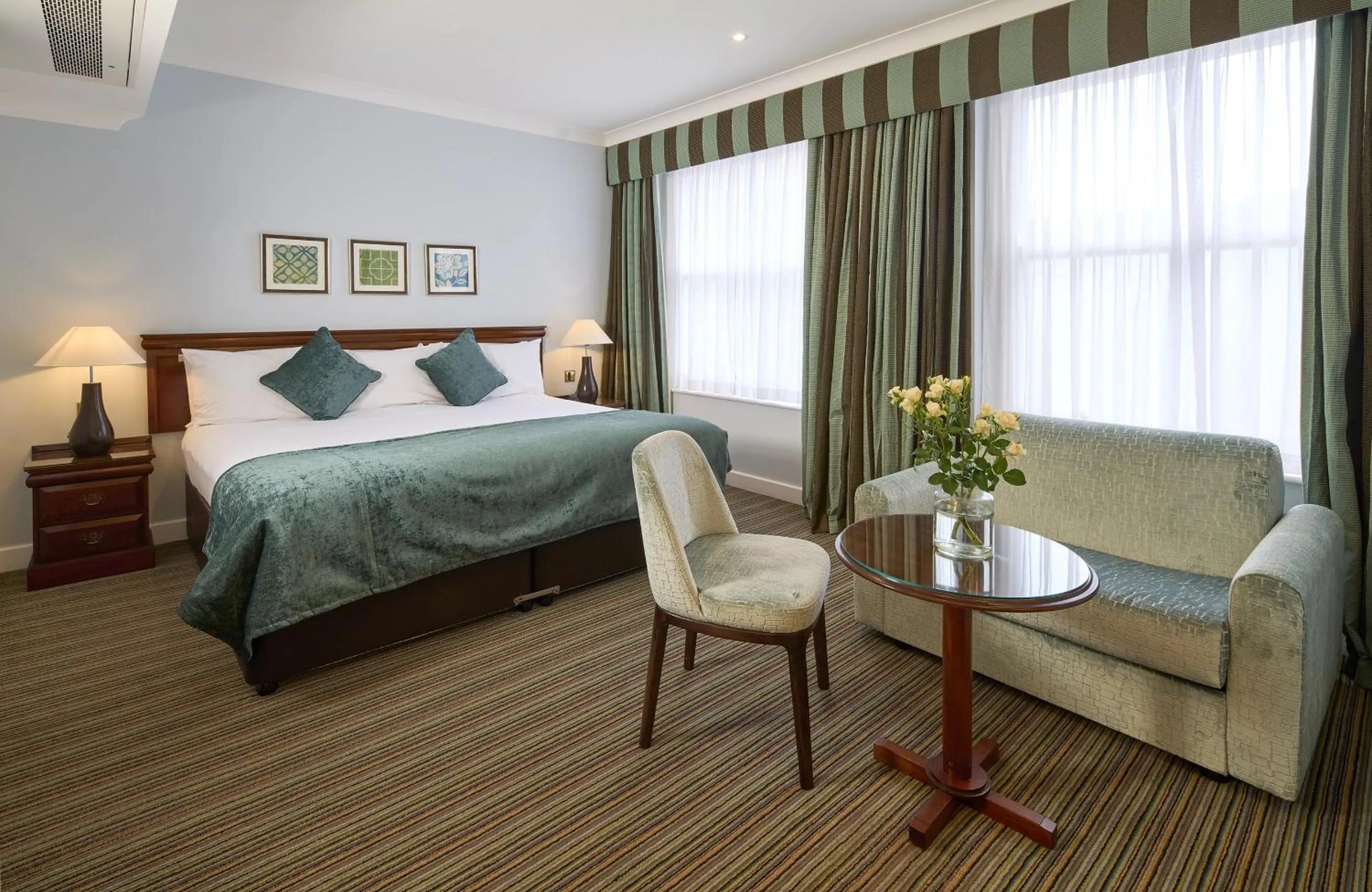 Bed in The Rembrandt