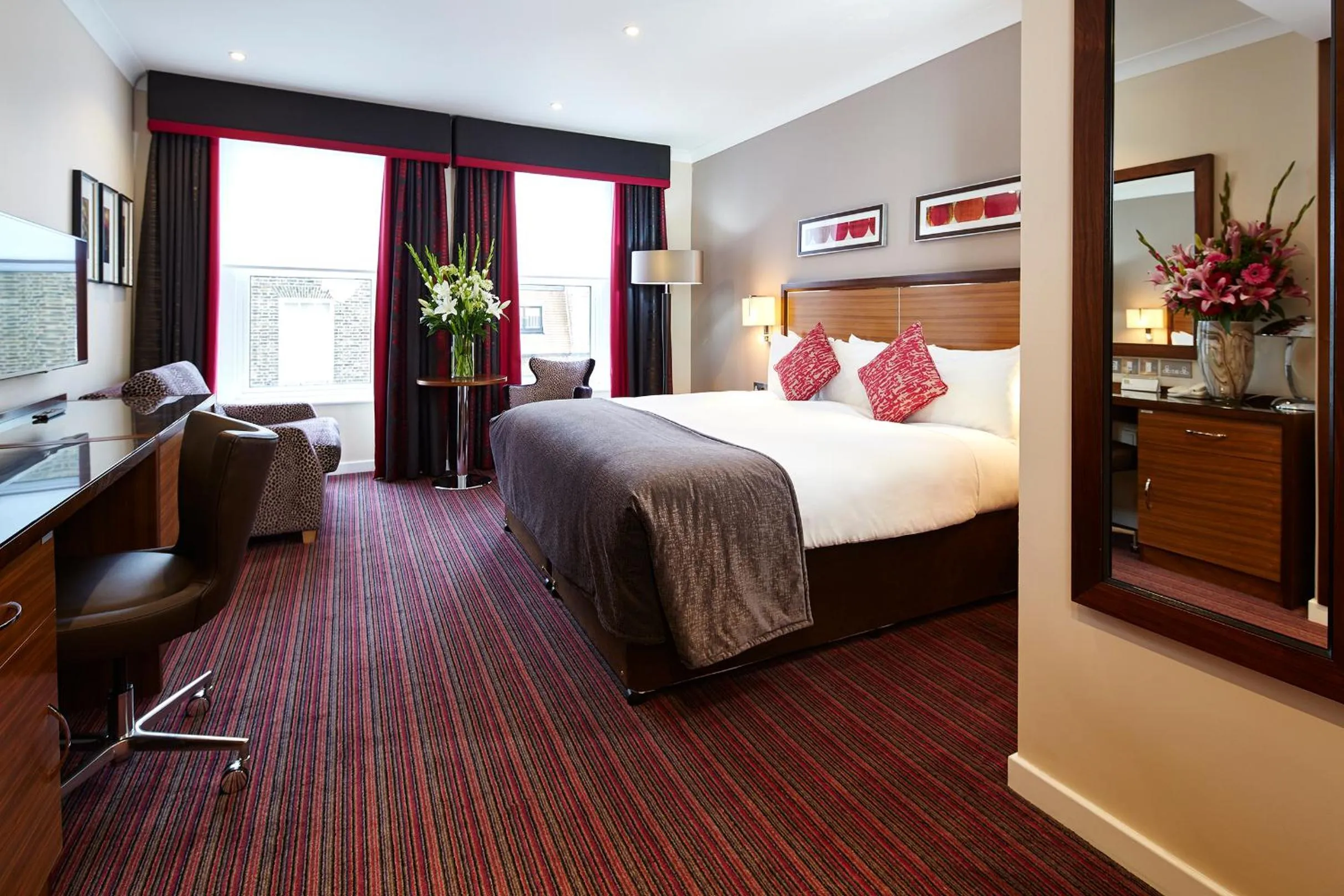 Bed in The Rembrandt