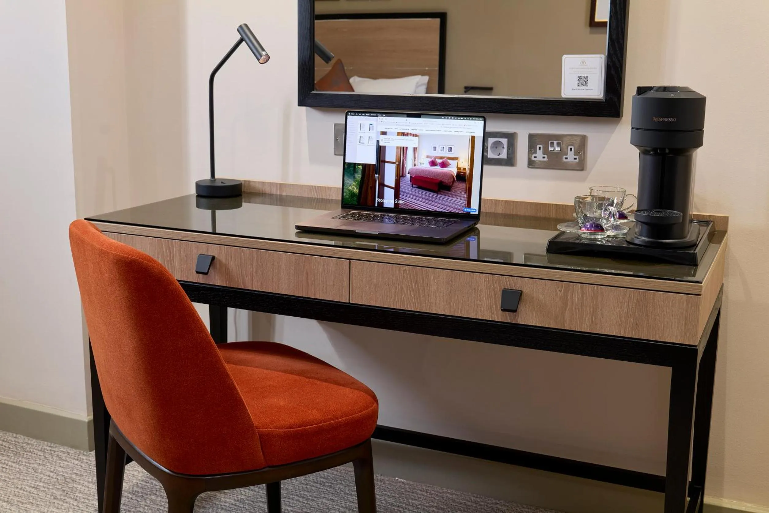 Coffee/tea facilities in The Rembrandt