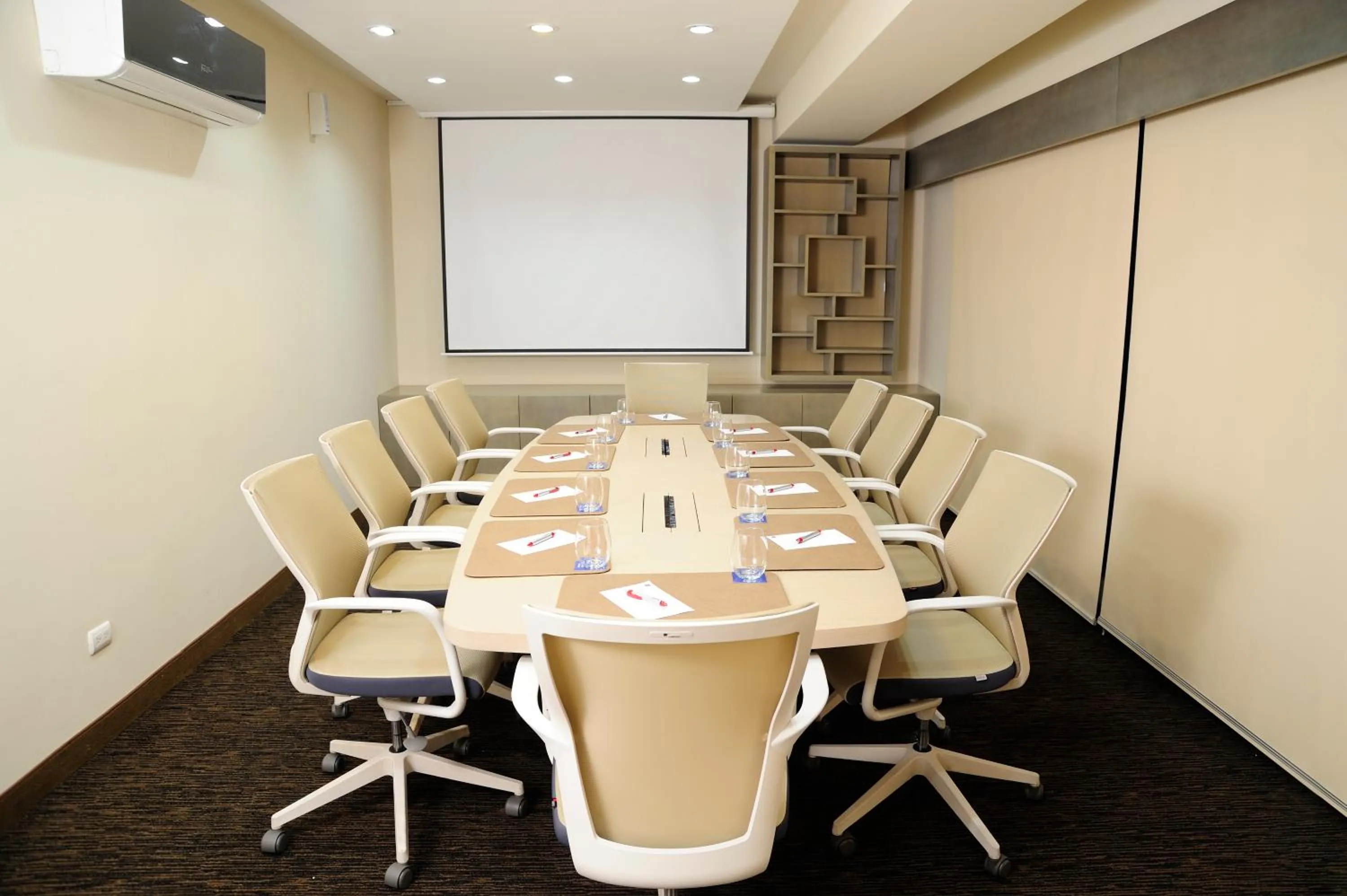Meeting/conference room in Best Western Plus Panama Zen Hotel