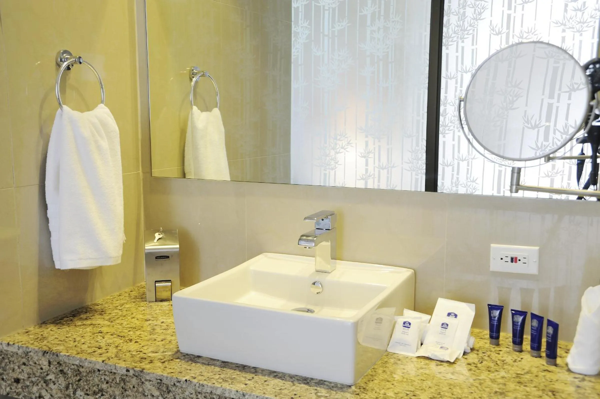 Bathroom in Best Western Plus Panama Zen Hotel