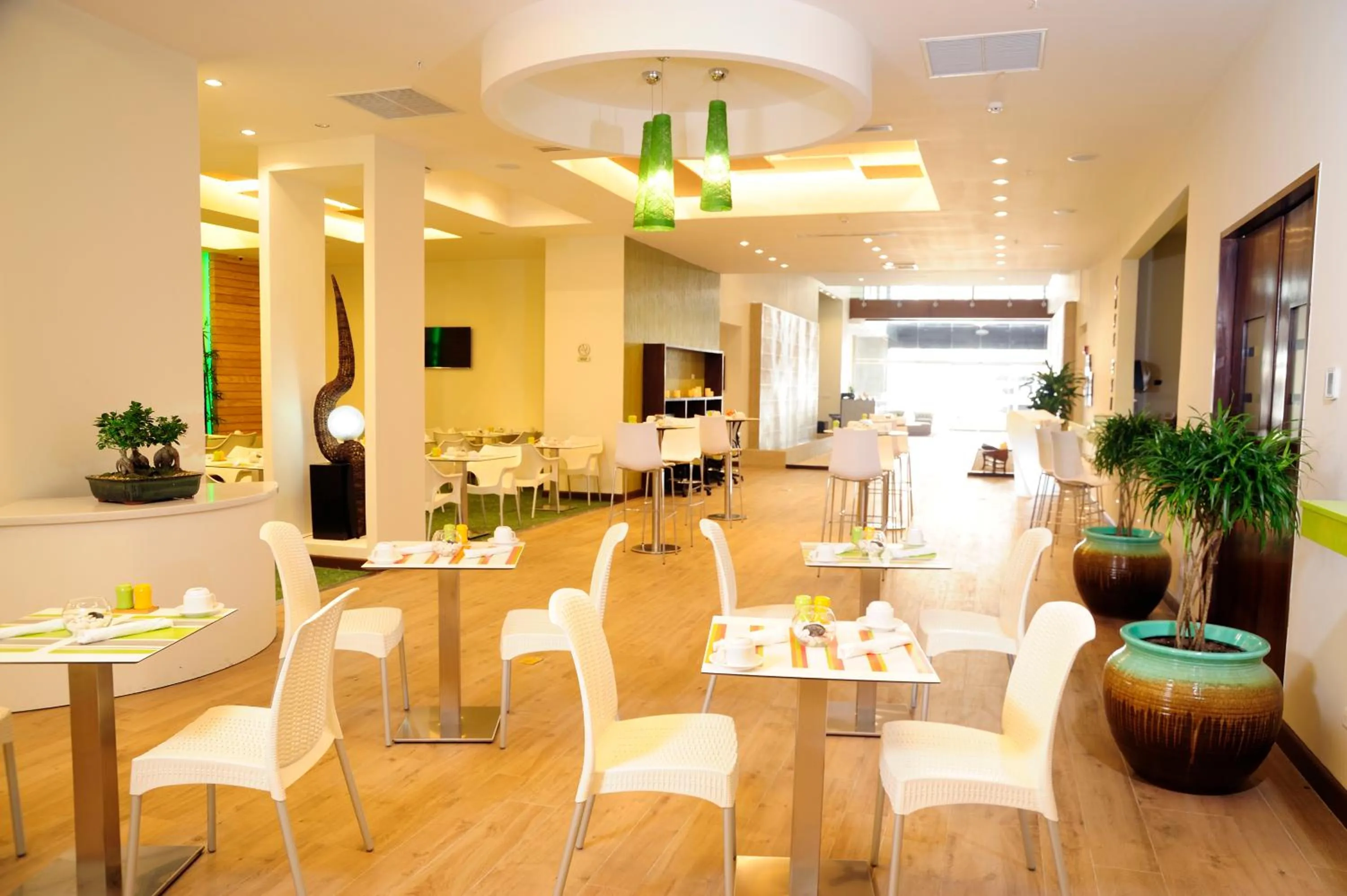 Restaurant/places to eat in Best Western Plus Panama Zen Hotel