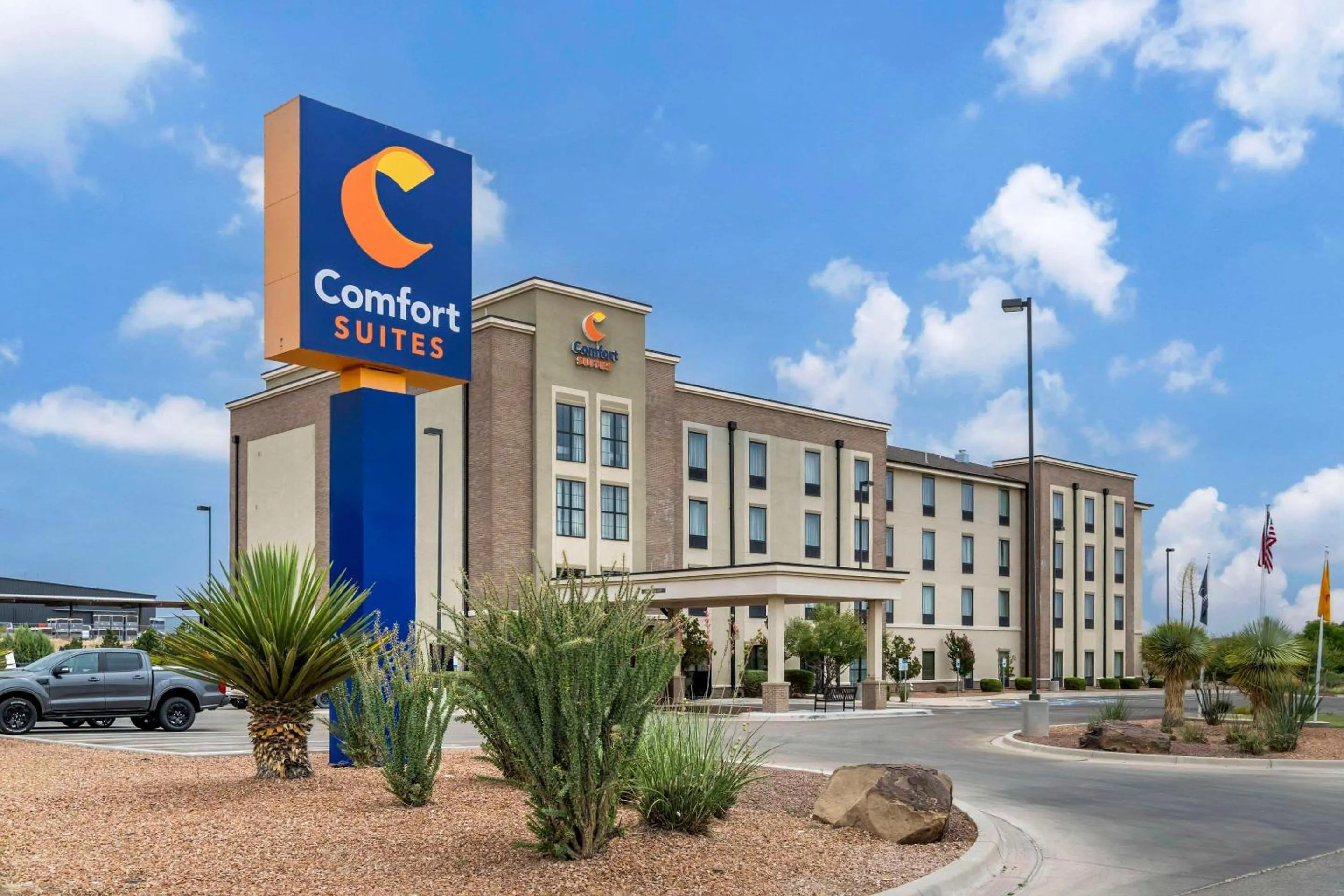 Property building in Comfort Suites Carlsbad