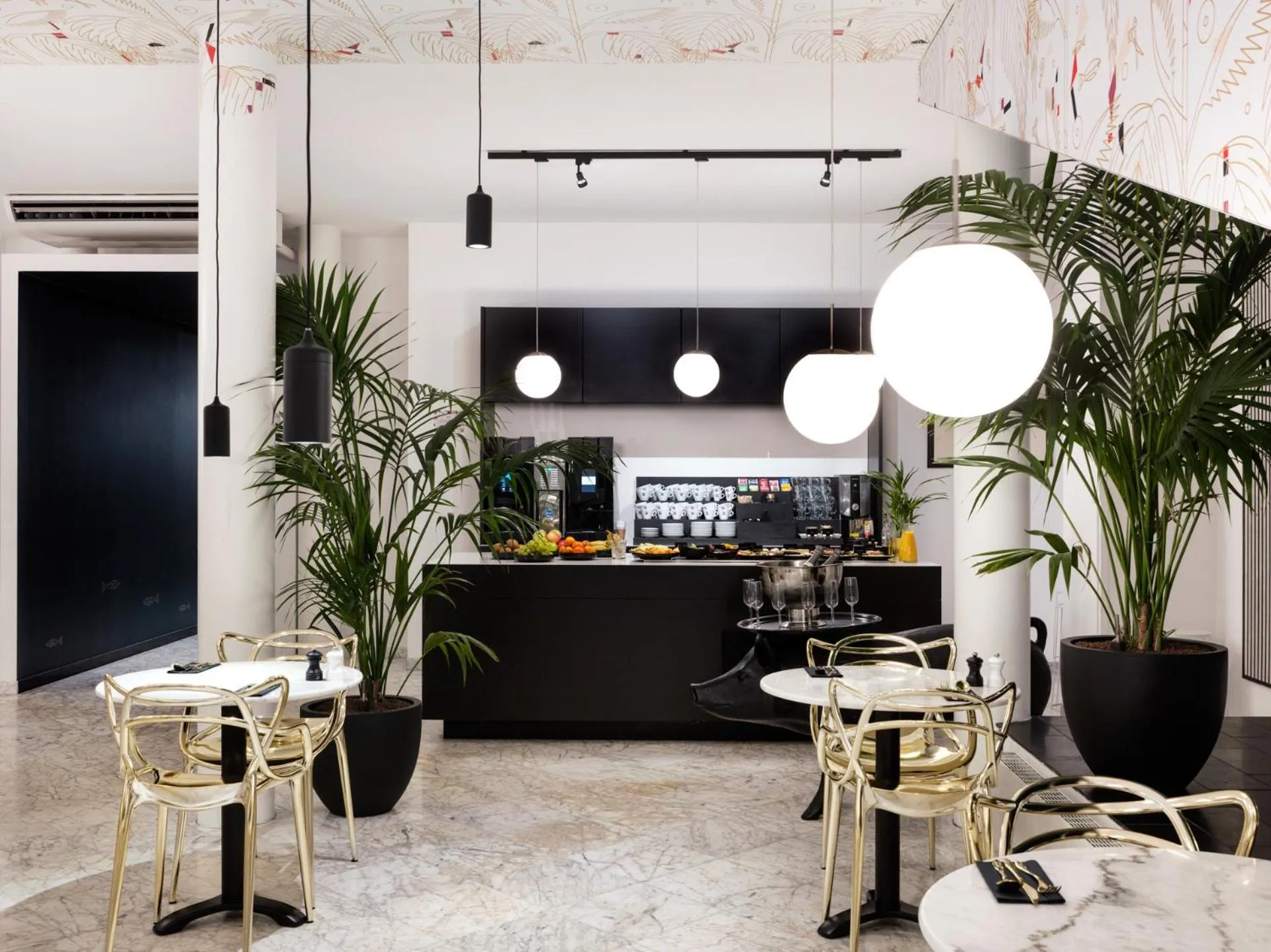 Breakfast in MABI City Centre