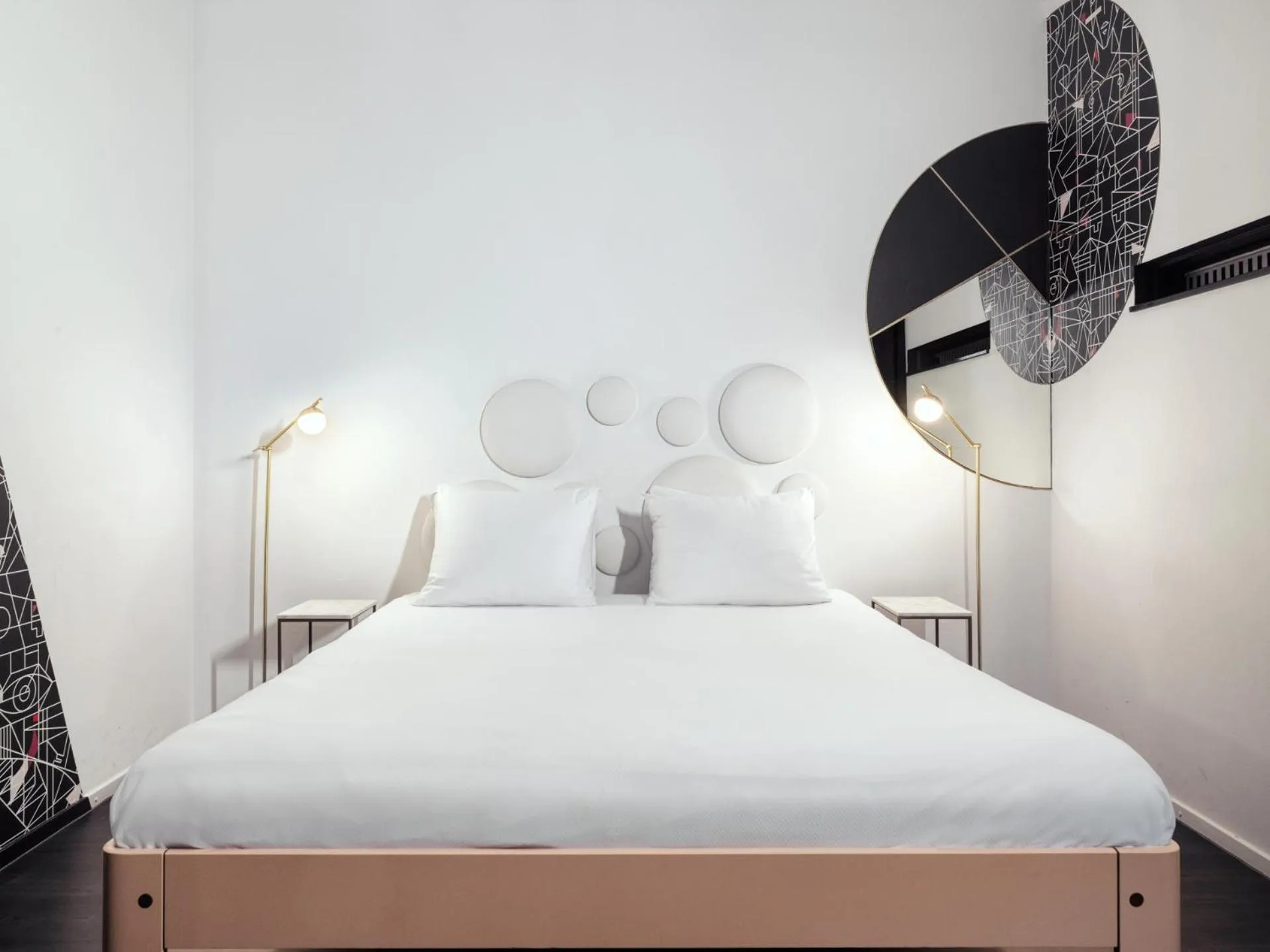 Photo of the whole room, Bed in MABI City Centre