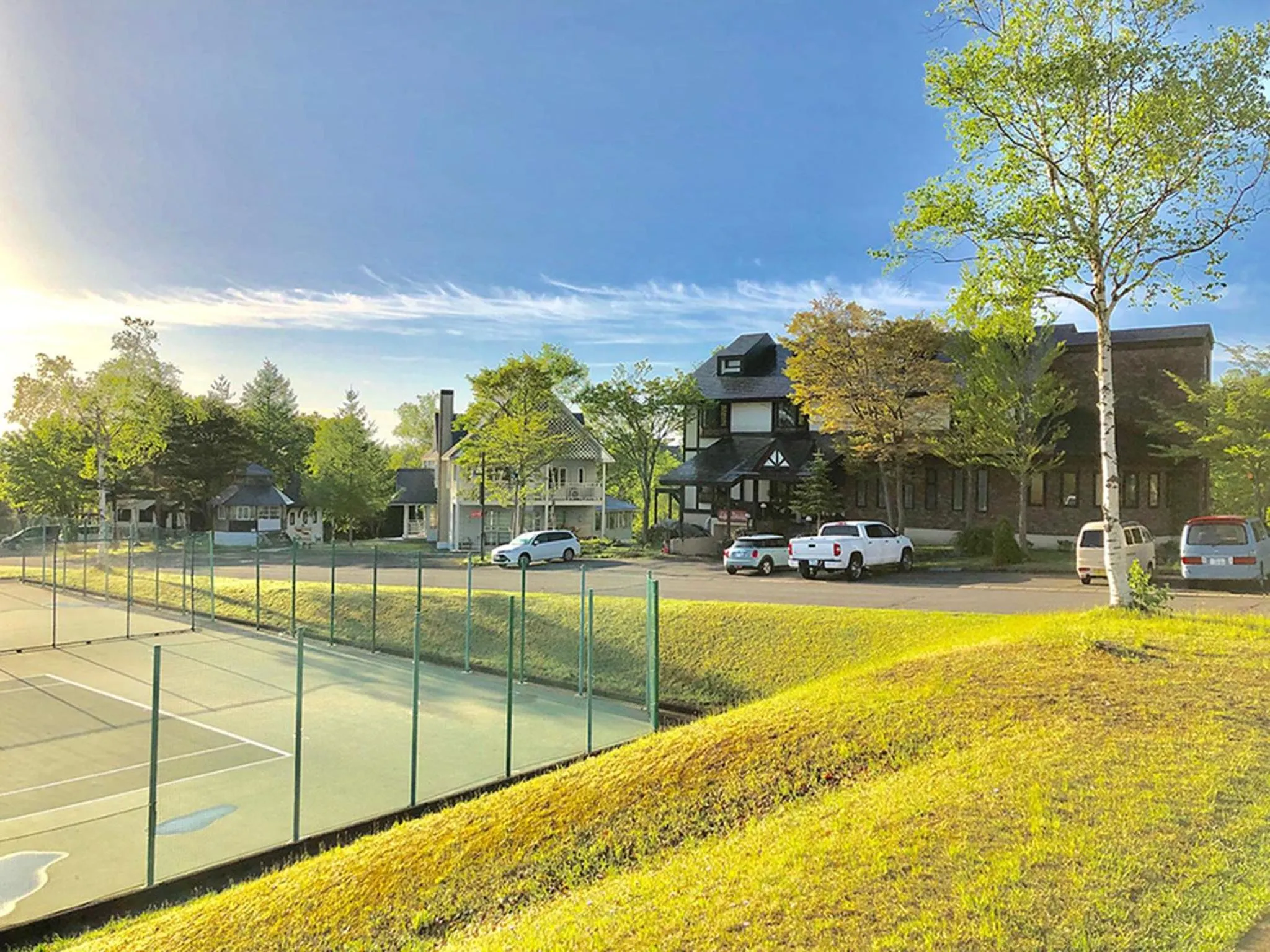 Tennis court in Appi Life is Beautiful