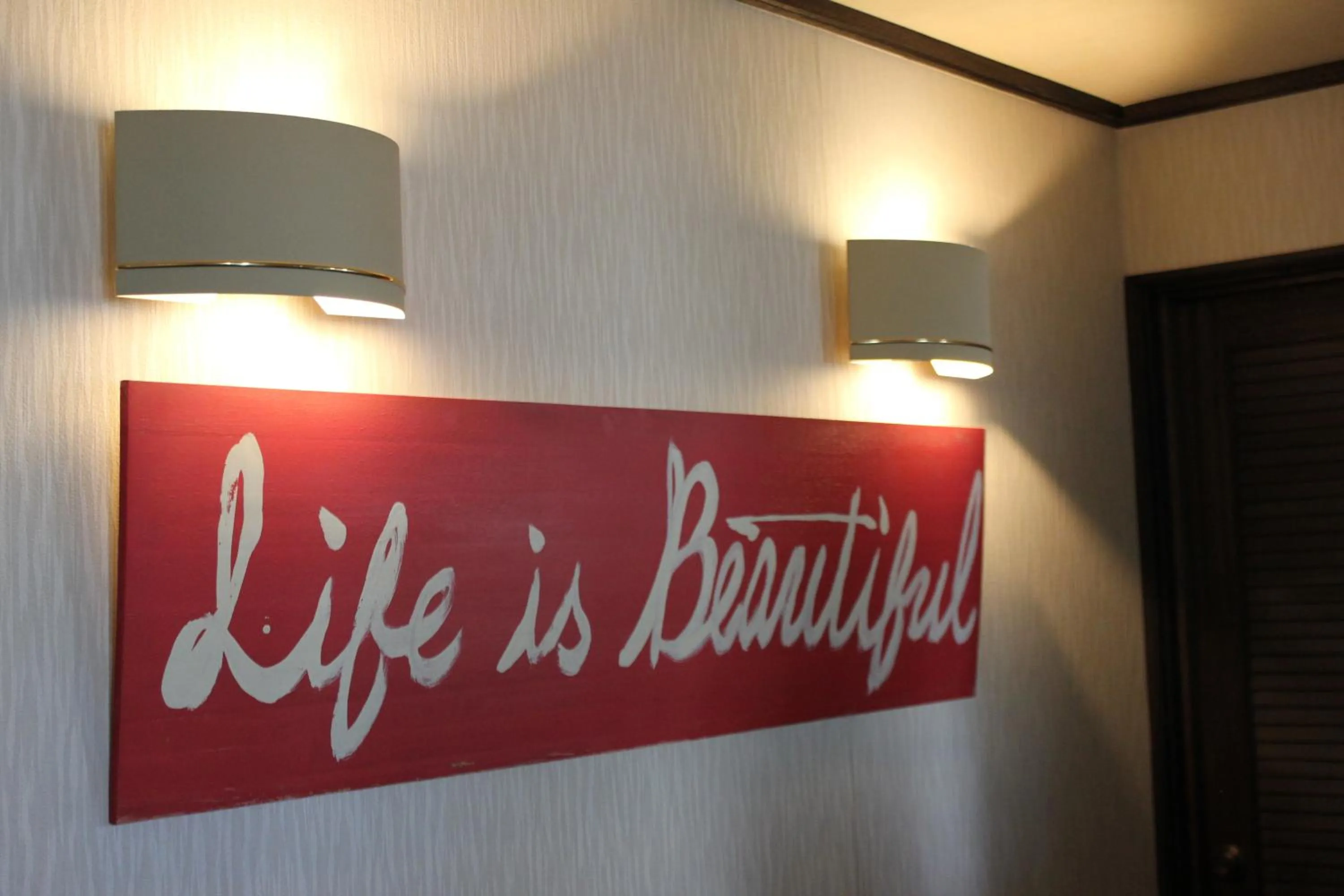 Logo/Certificate/Sign in Appi Life is Beautiful