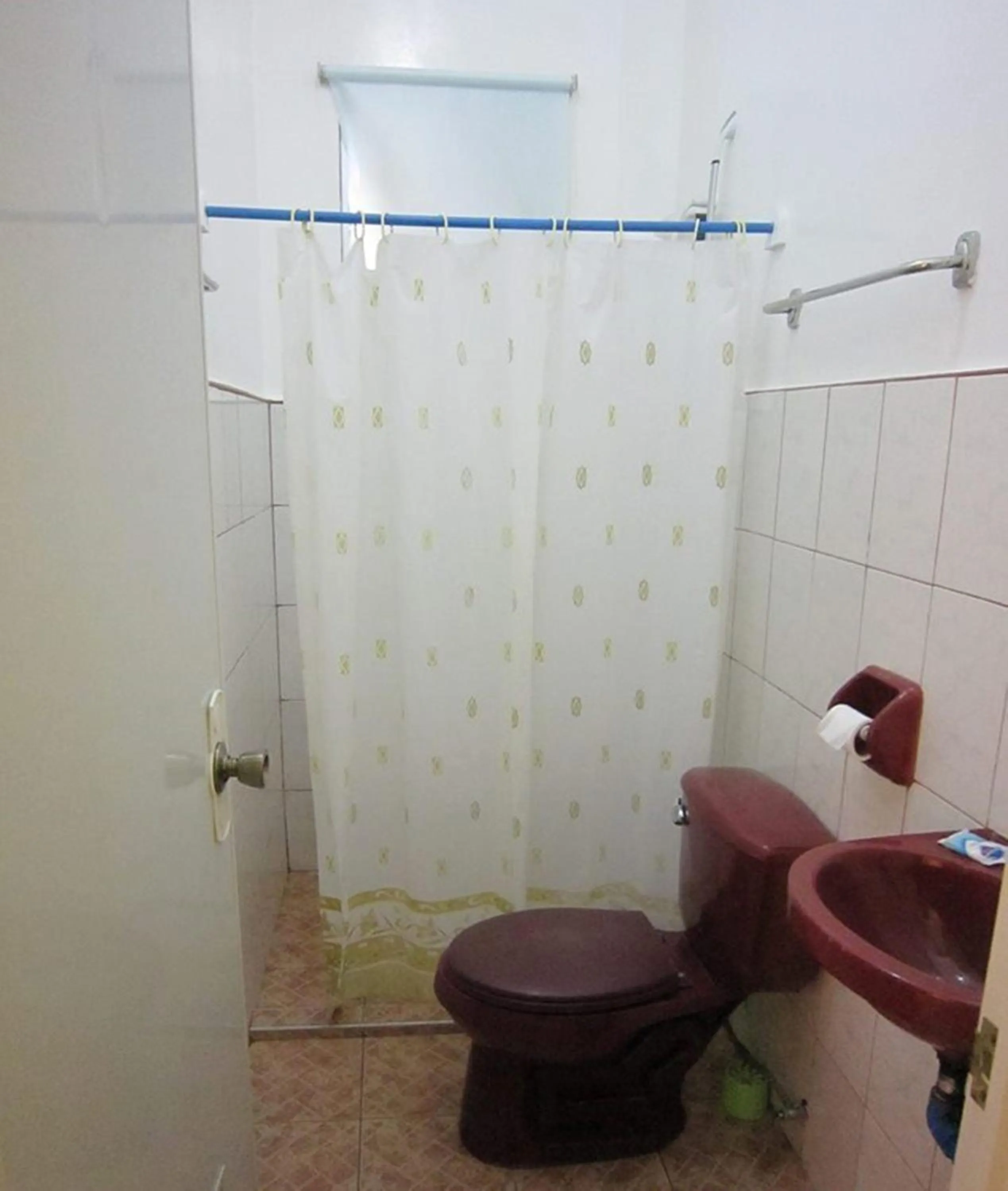 Bathroom in M&E Guesthouse