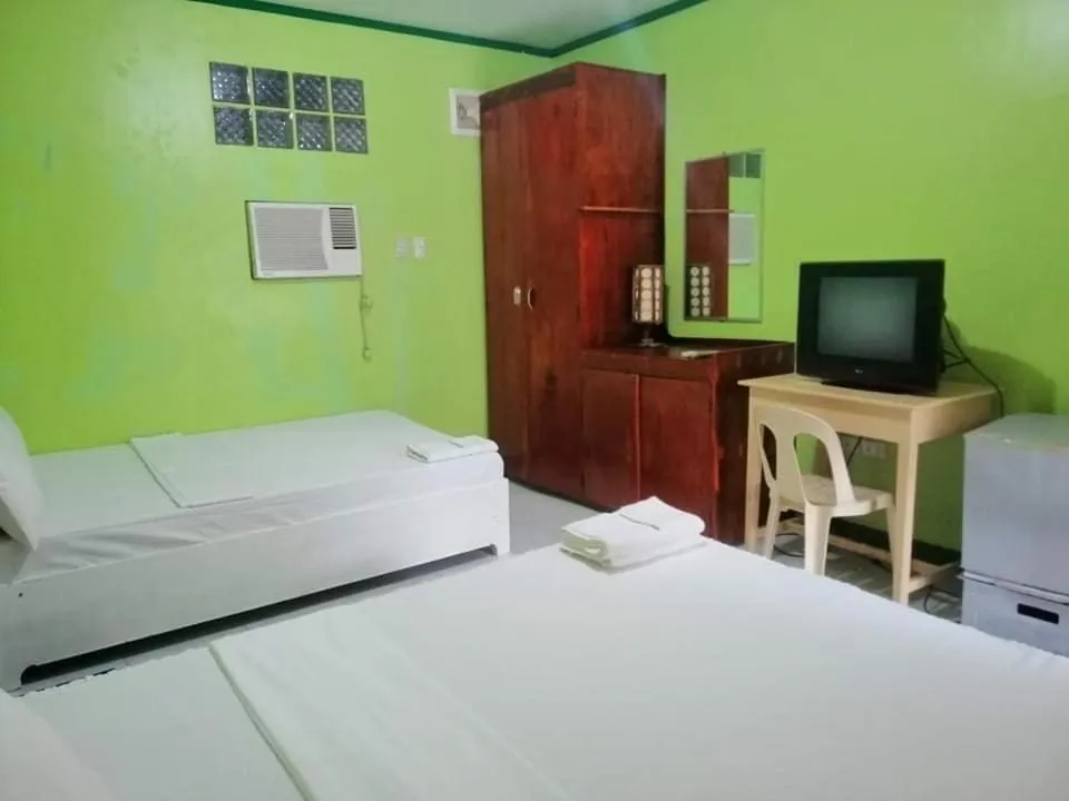 Bedroom, Bed in M&E Guesthouse