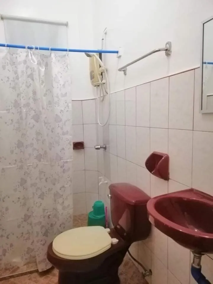 Bathroom in M&E Guesthouse