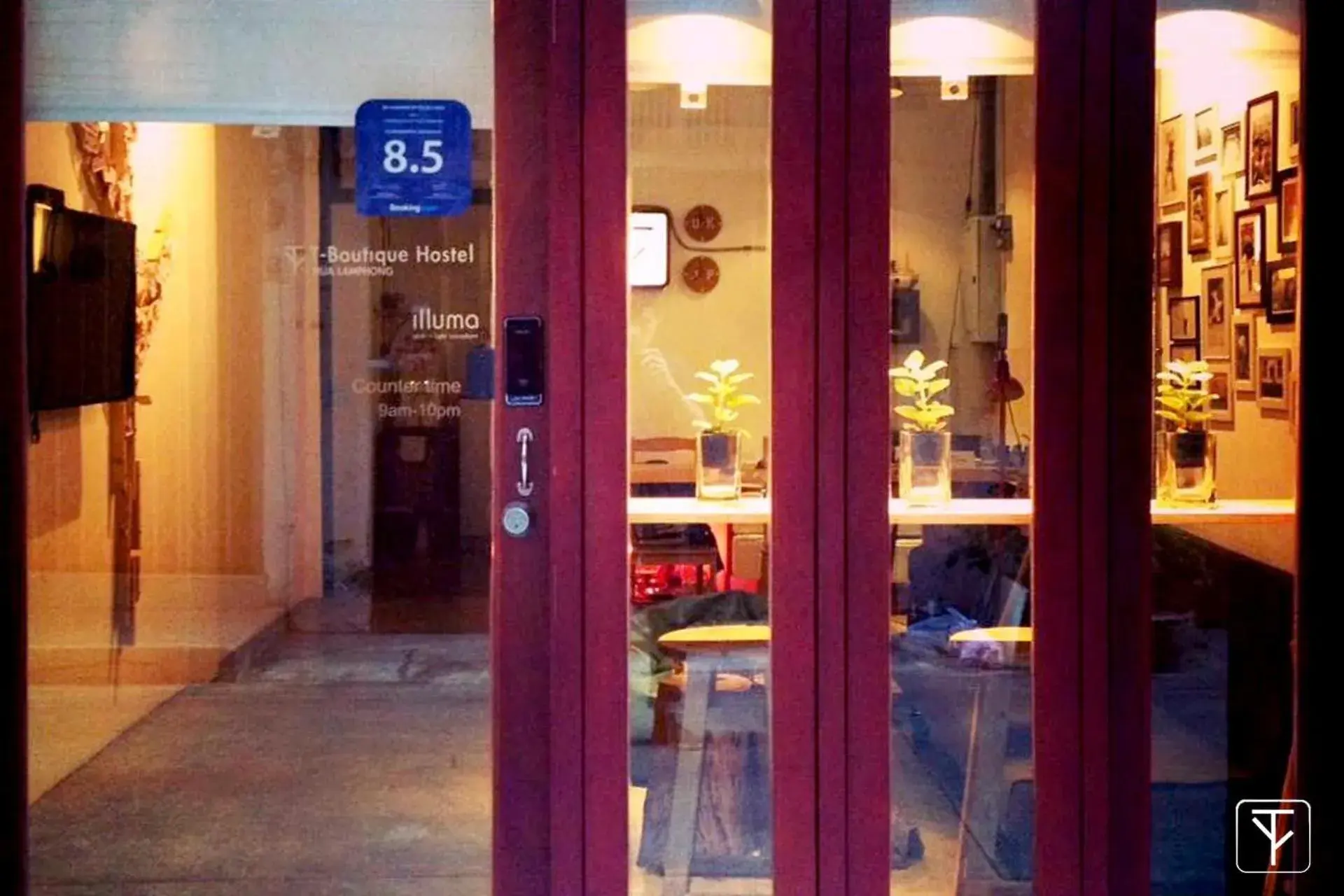 Lobby or reception in T-Boutique Hostel - Hua Lamphong Lobby or reception in T-Boutique Hostel - Hua Lamphong