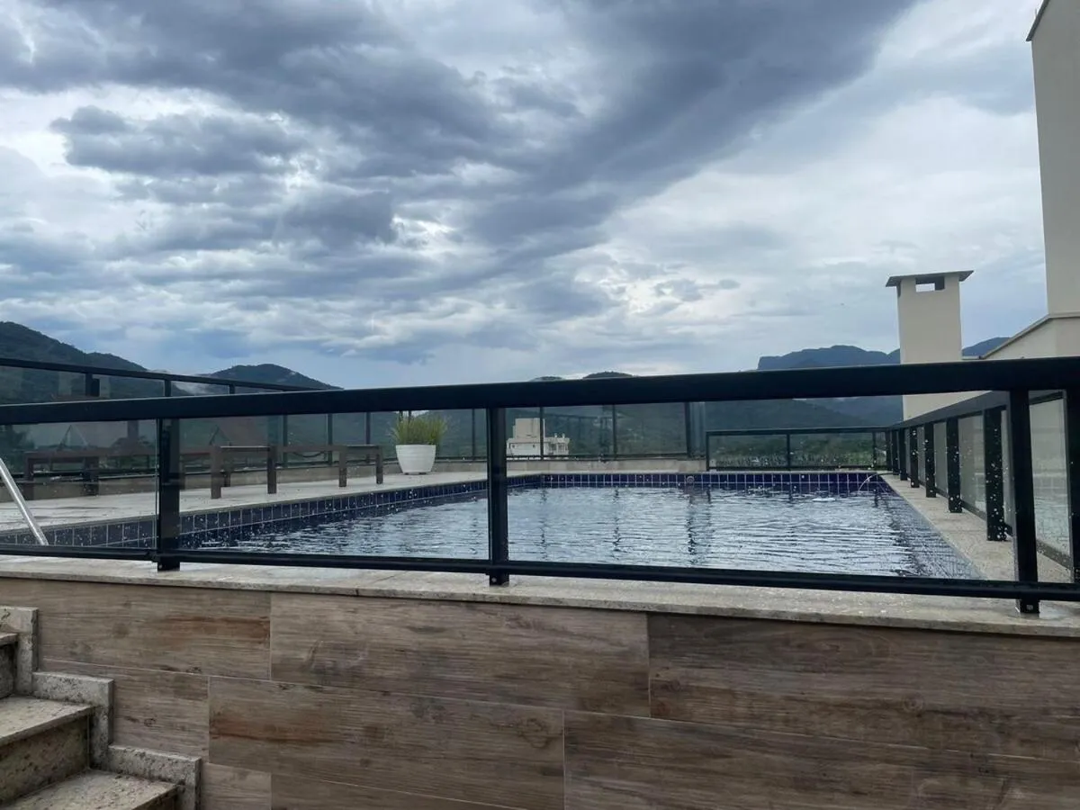 BH42 · BH42: Cobertura com AR, Churrasqueira e Piscina