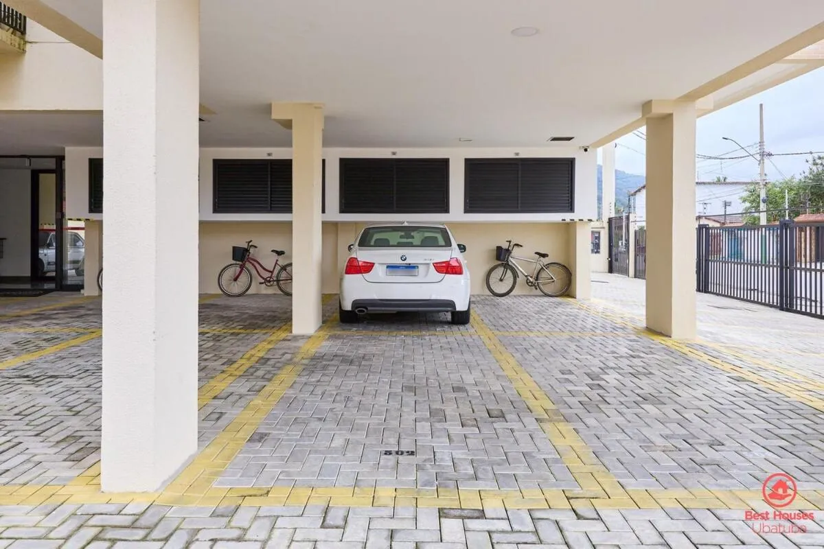 Property building in BH42 · BH42: Cobertura com AR, Churrasqueira e Piscina