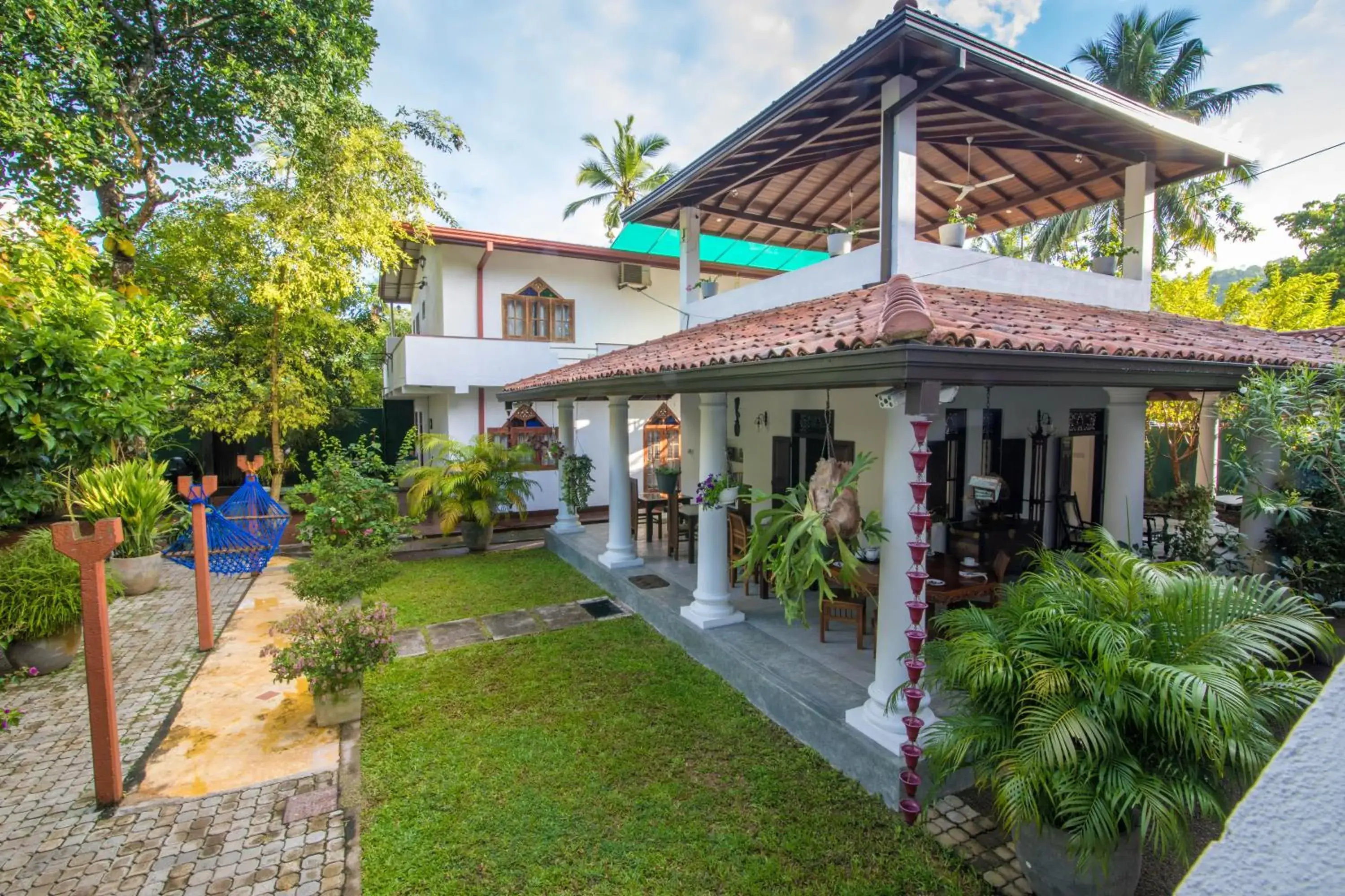 Facade/entrance in Green Villa Unawatuna Facade/entrance in Green Villa Unawatuna