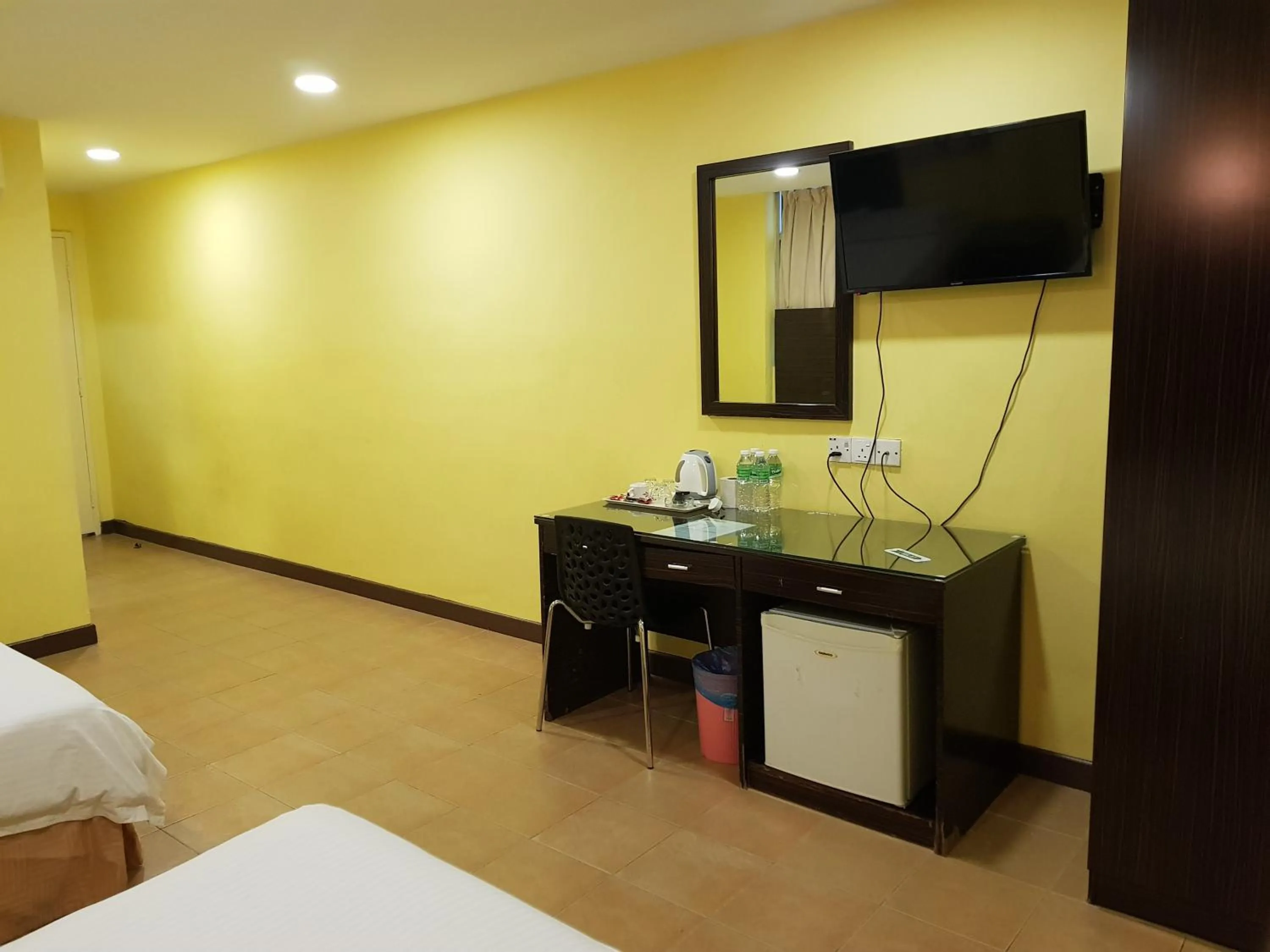 TV and multimedia, Bed in New City Hotel