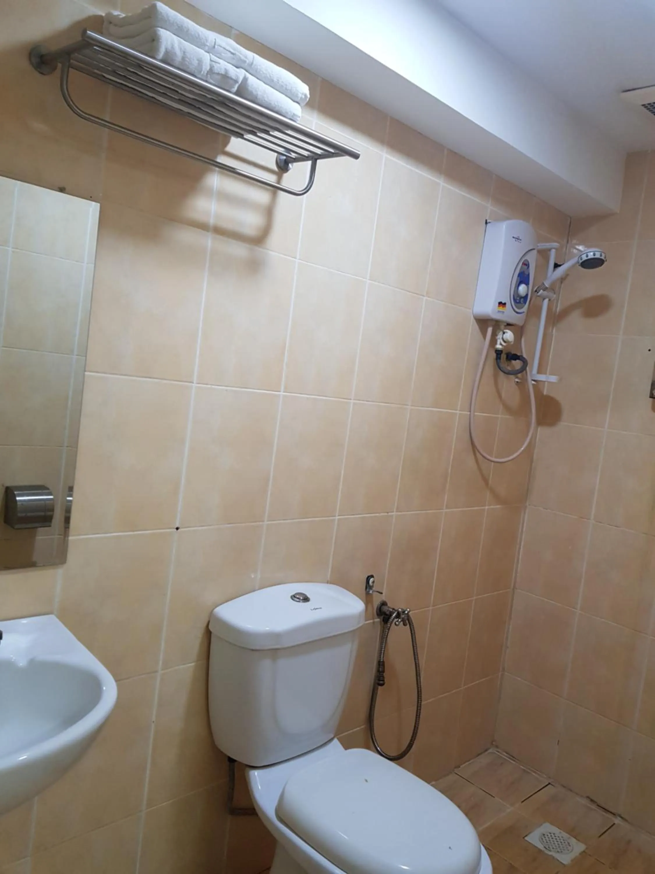 Shower in New City Hotel