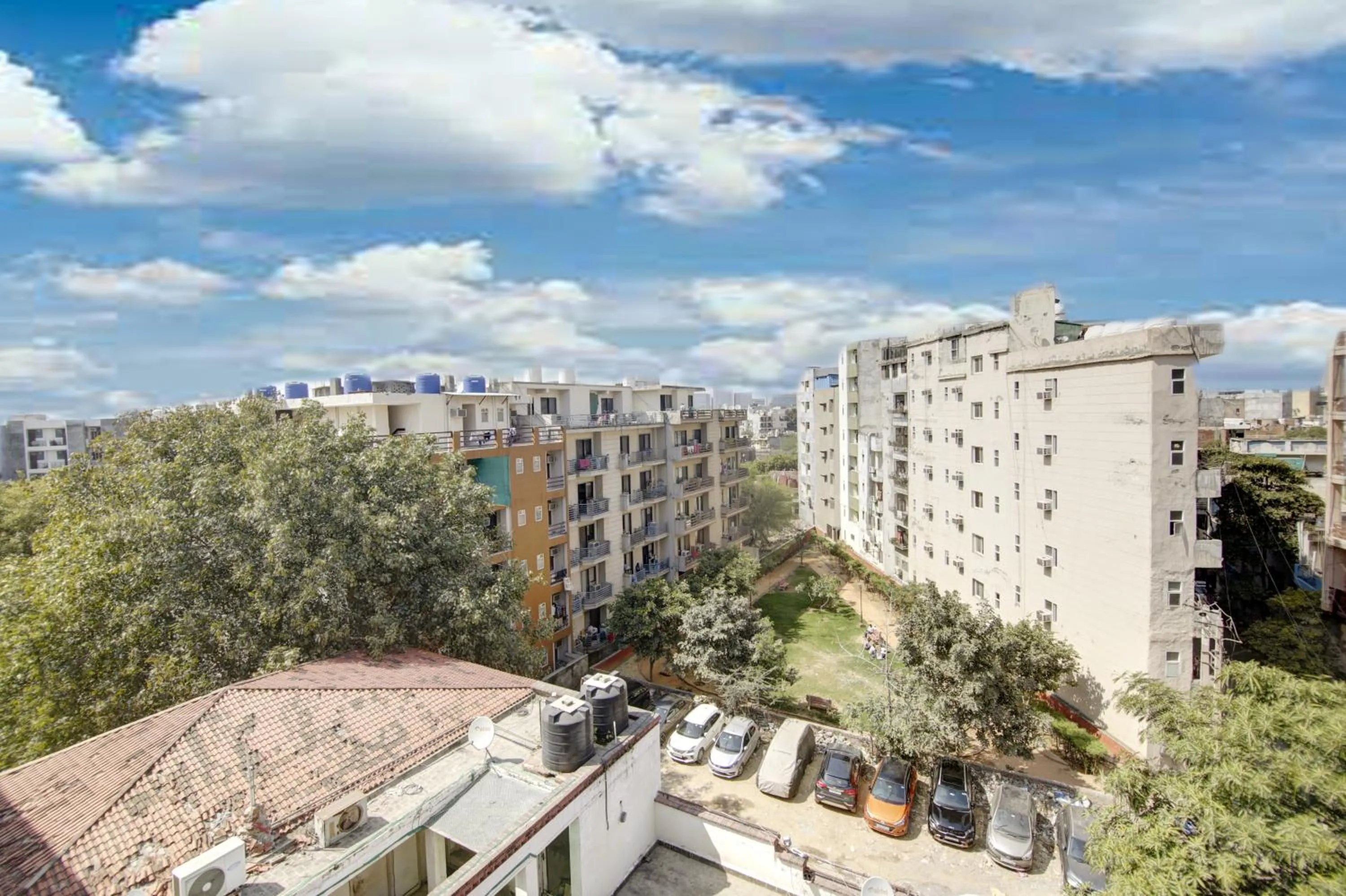 Neighbourhood in FlxHo Quad - Luxury Studio Apart Hotel DLF Cyber City