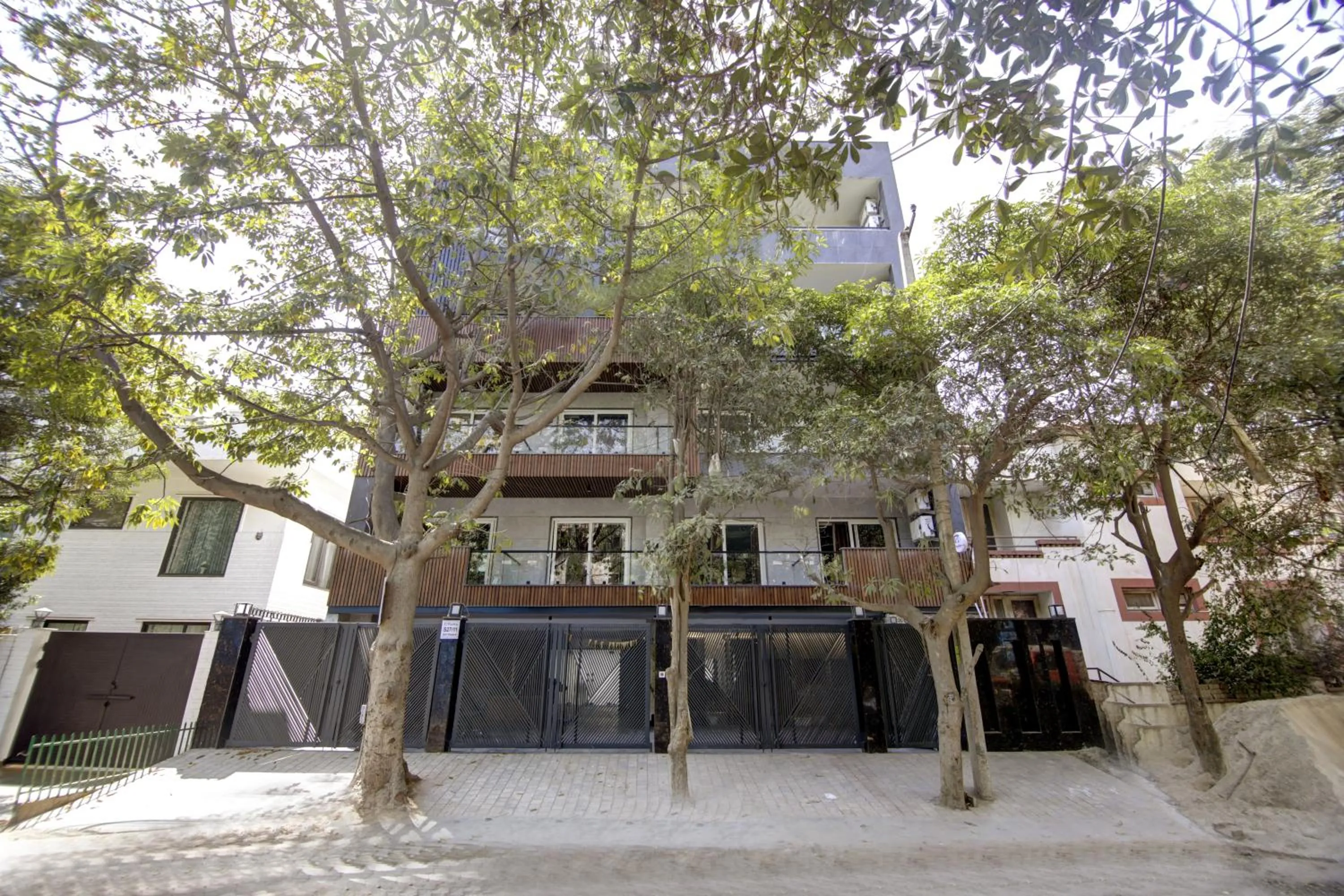 Property building in FlxHo Quad - Luxury Studio Apart Hotel DLF Cyber City