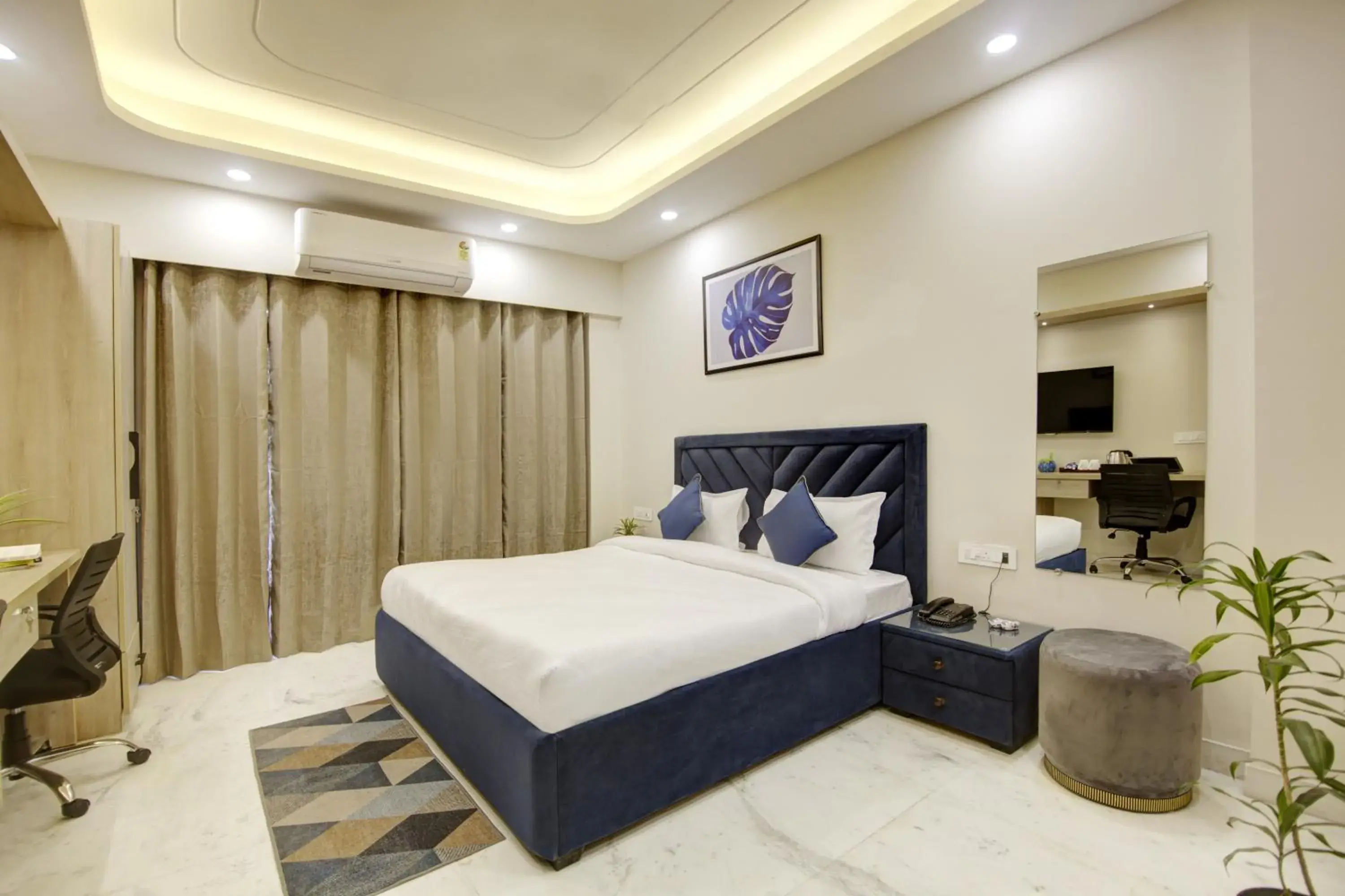 One-Bedroom Apartment - single occupancy in FlxHo Quad - Luxury Studio Apart Hotel DLF Cyber City One-Bedroom Apartment - single occupancy in FlxHo Quad - Luxury Studio Apart Hotel DLF Cyber City