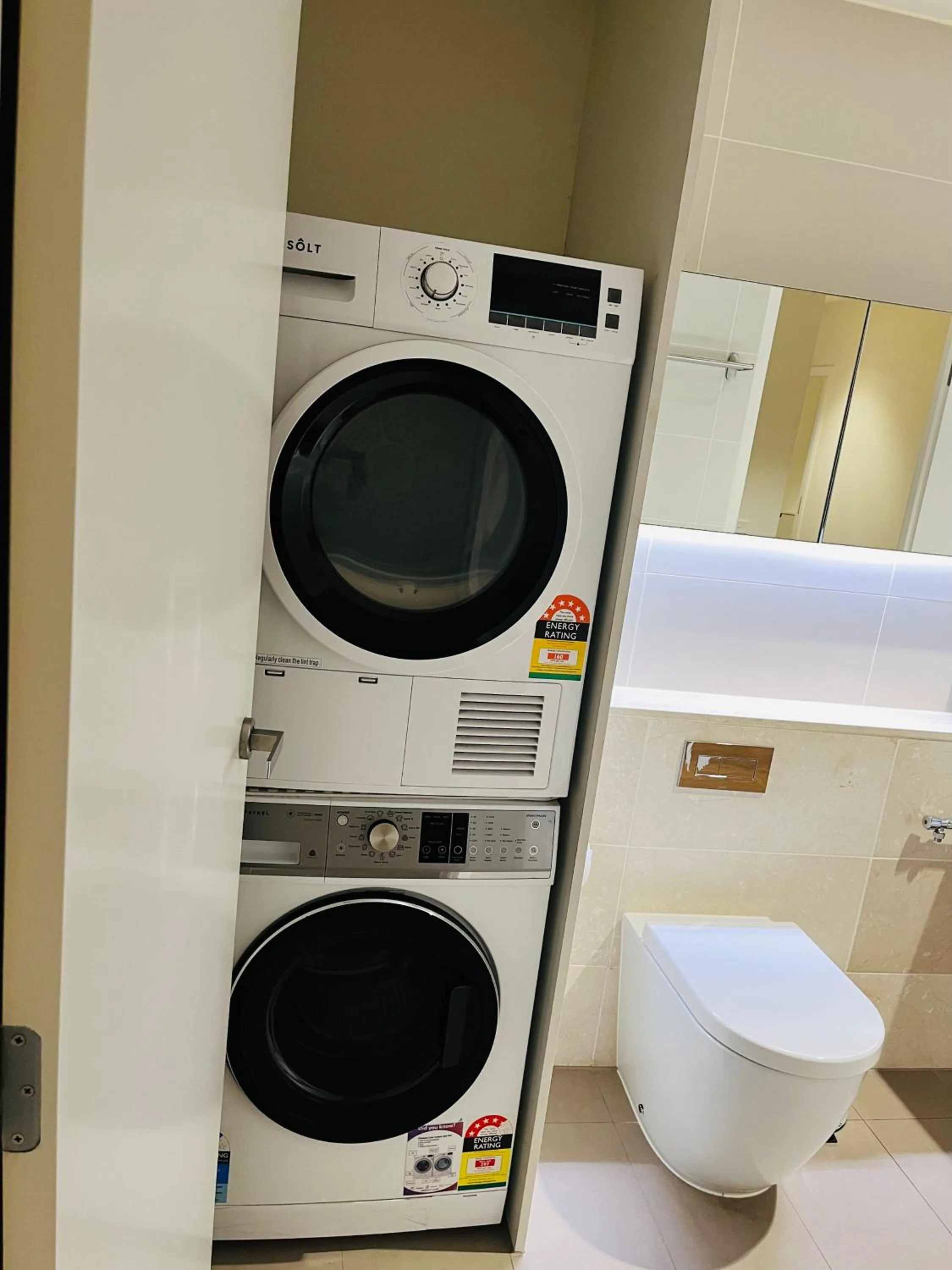 Bathroom in Wyndham Hotel Melbourne