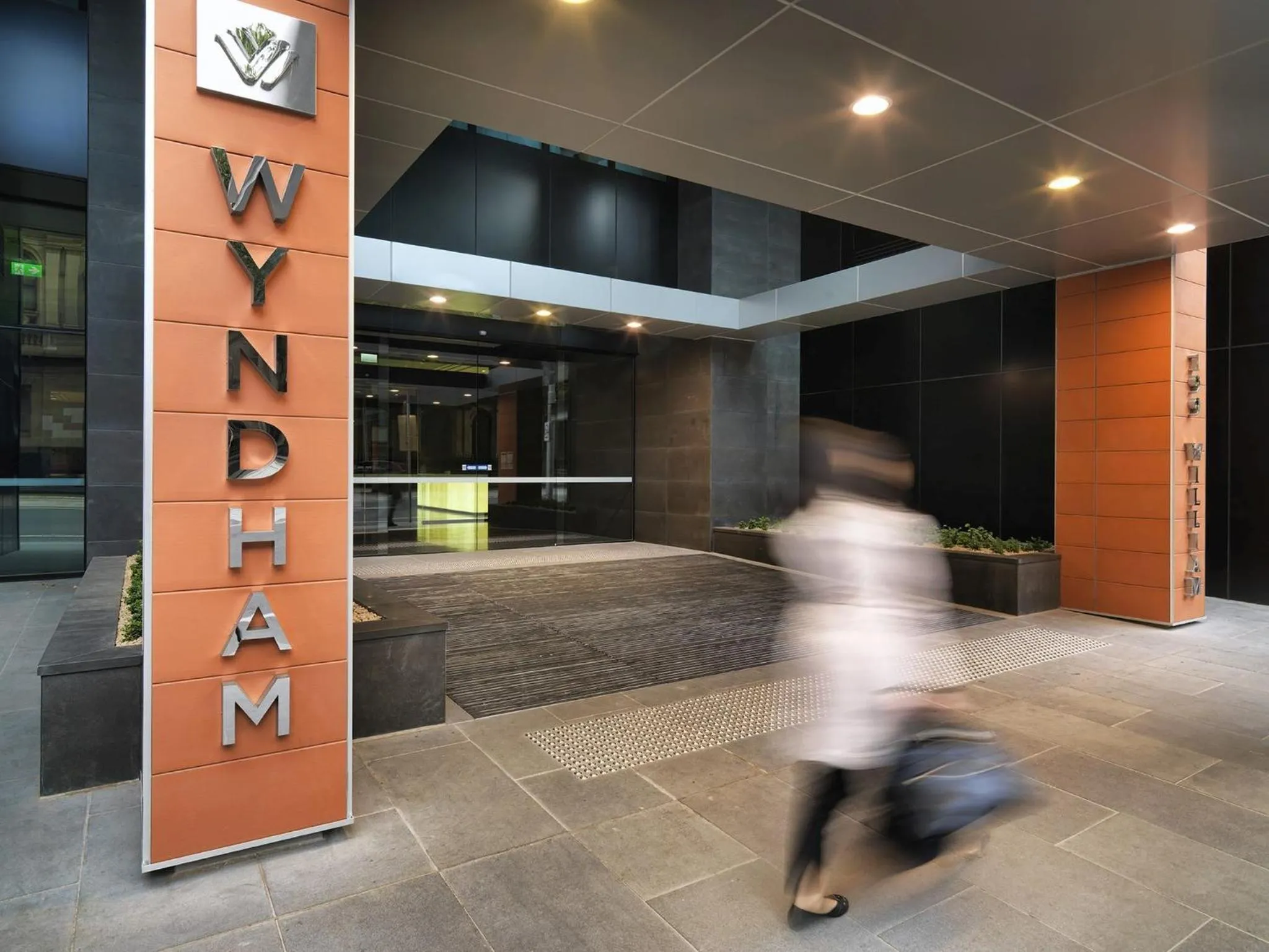 Facade/entrance in Wyndham Hotel Melbourne