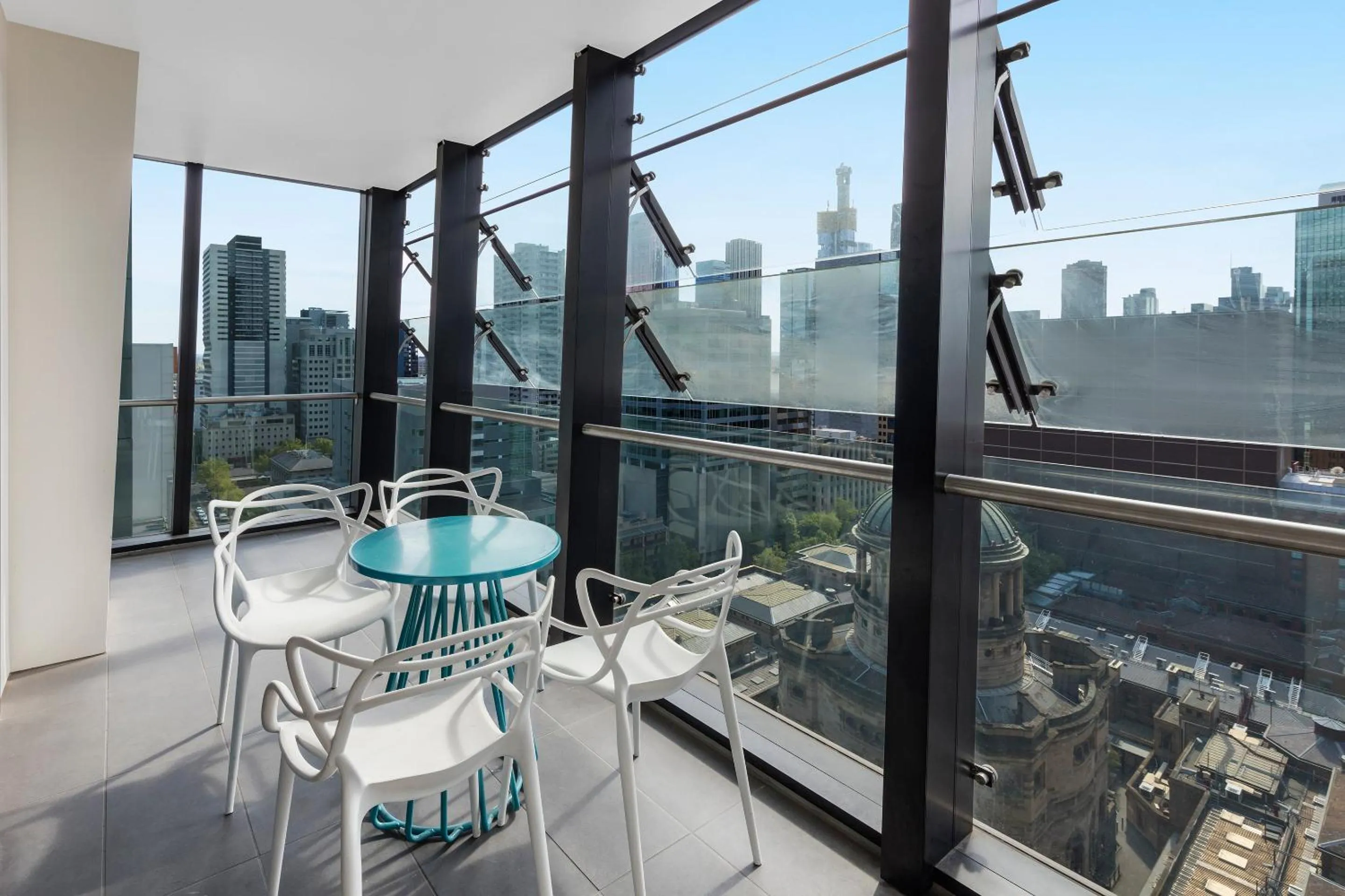 Balcony/Terrace in Wyndham Hotel Melbourne