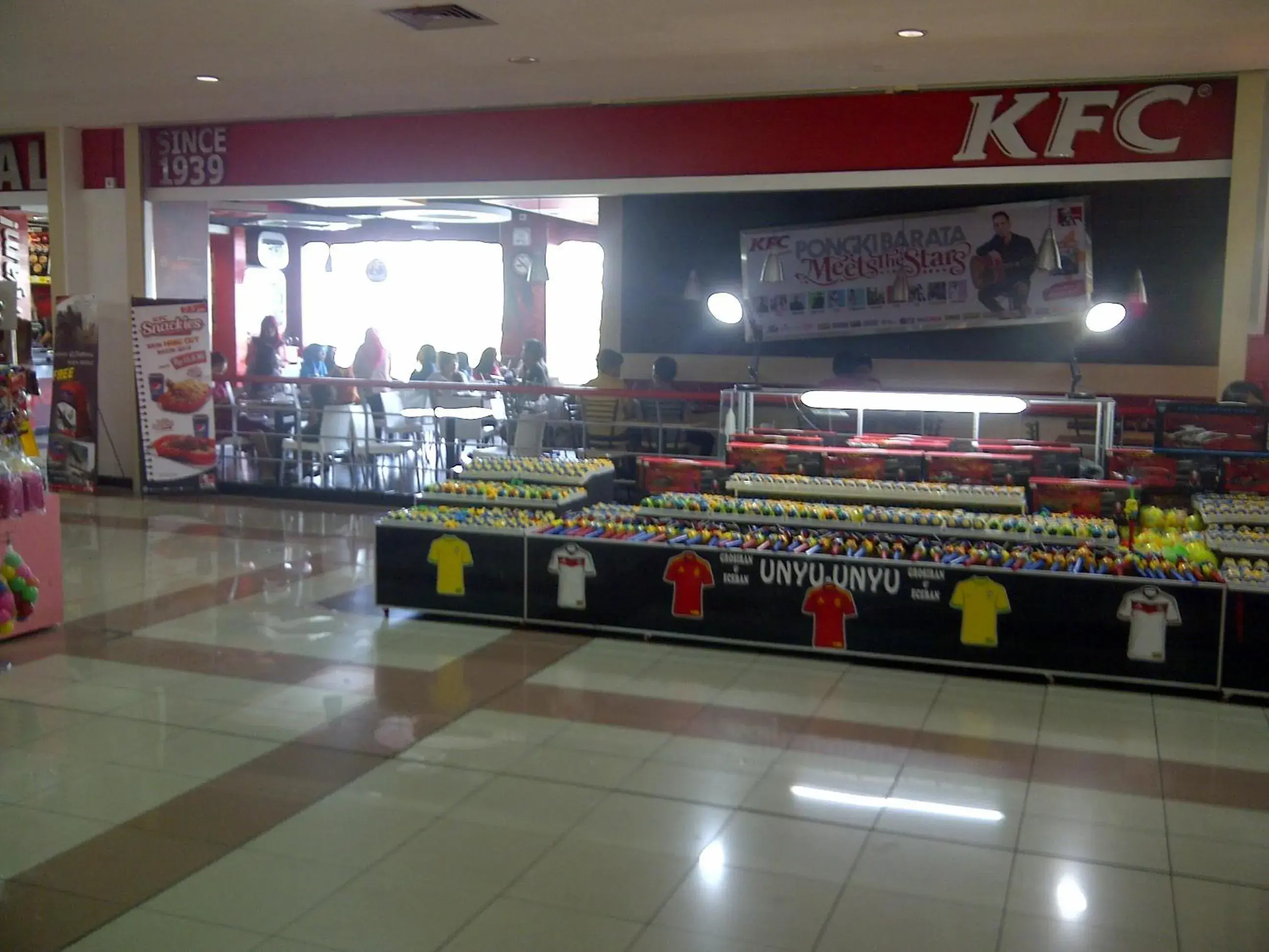 Restaurant/places to eat in Apartemen MTC Restaurant/places to eat in Apartemen MTC