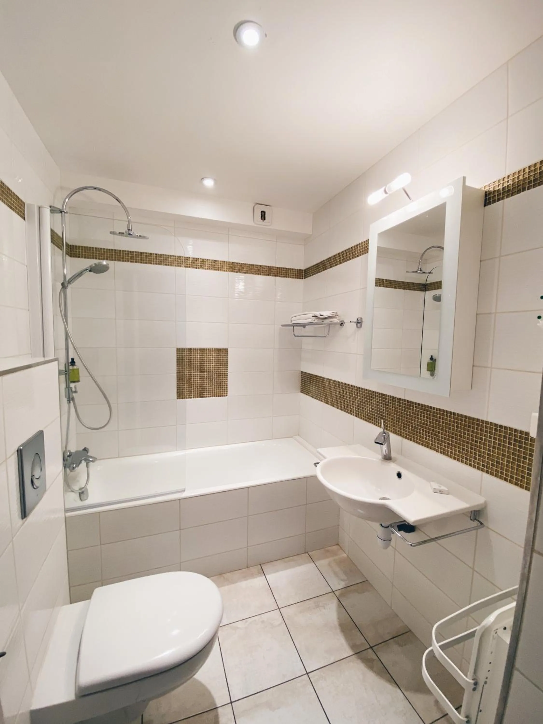 Bathroom in Le Régis