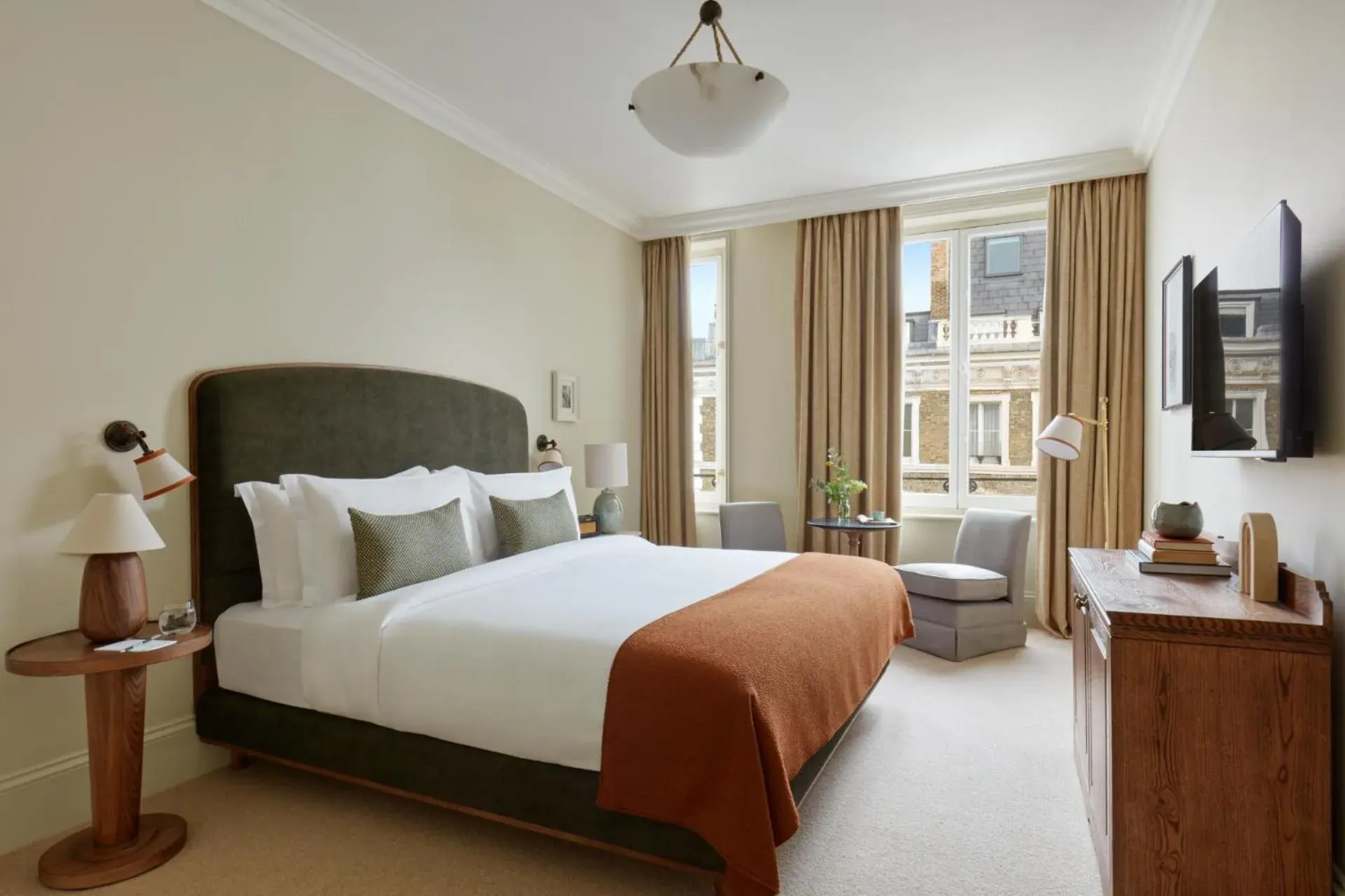 Bedroom, Bed in Miiro Templeton Garden Bedroom, Bed in Miiro Templeton Garden